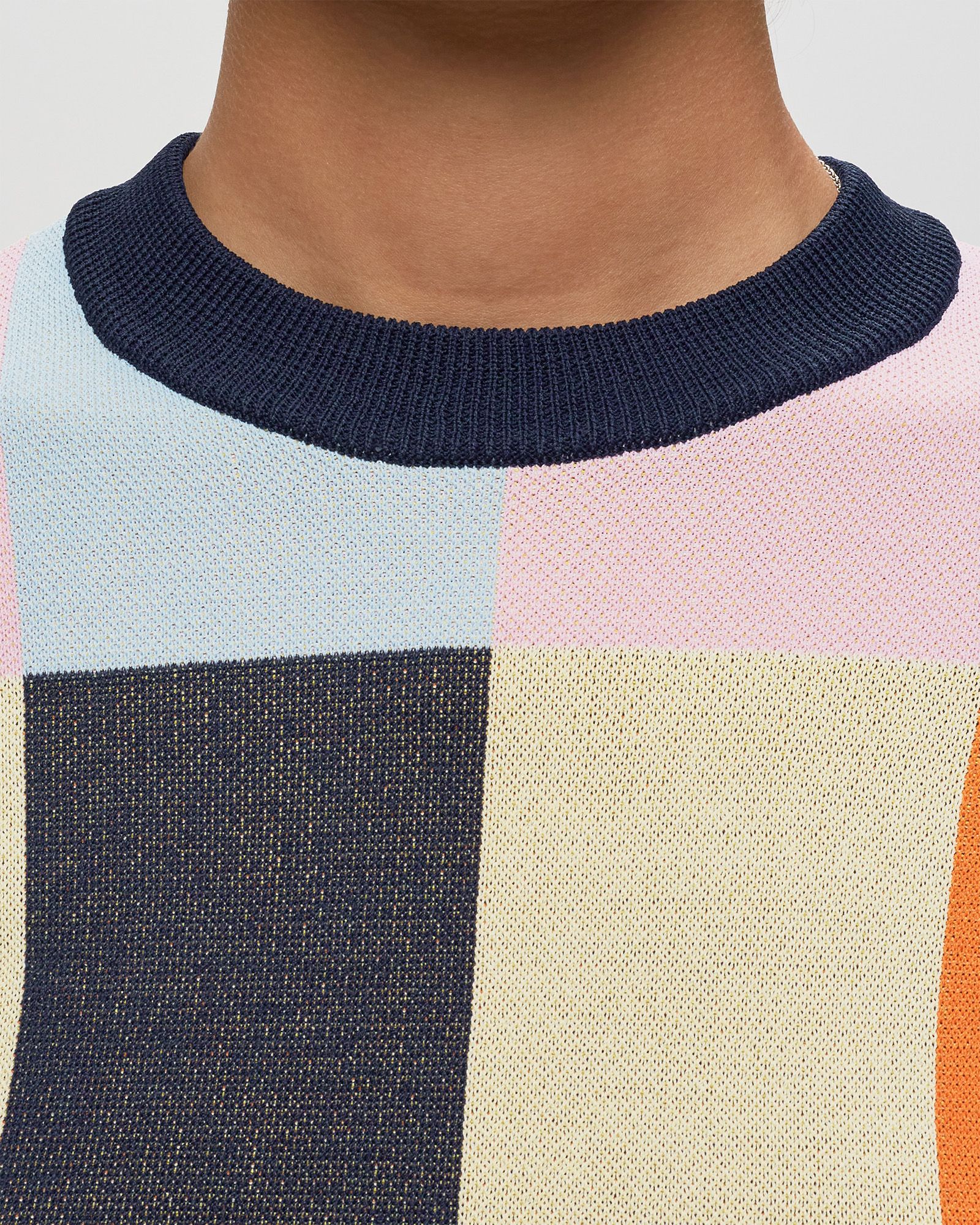 Chiara, 1786 Graphic Lightweight