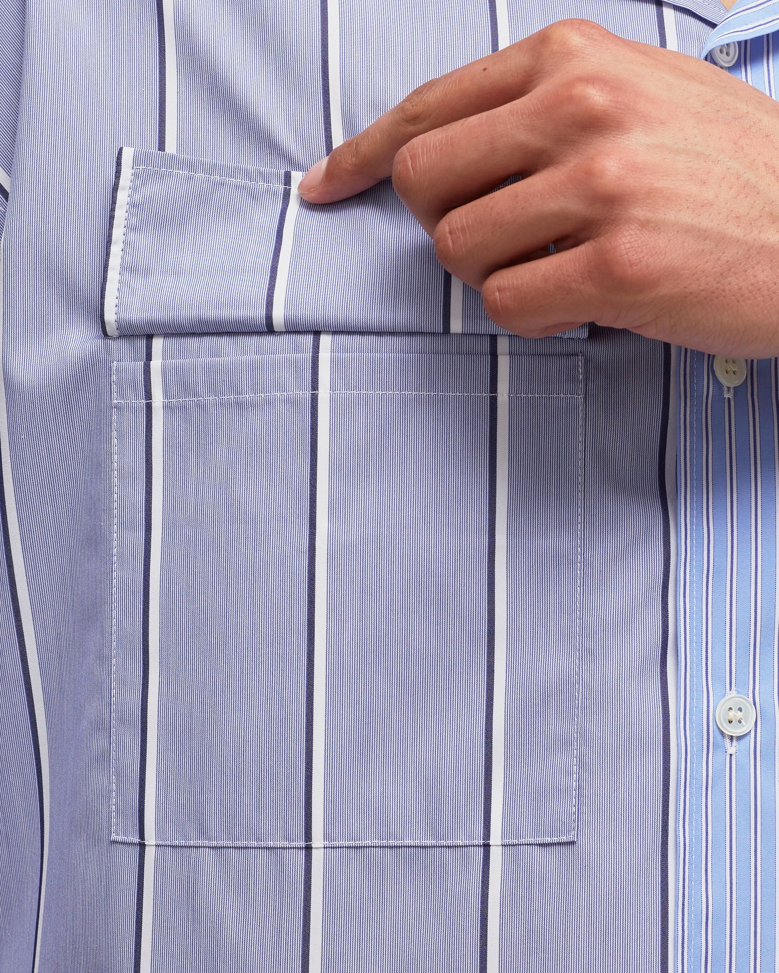 RELAXED FIT SHORT SLEEVE SHIRT