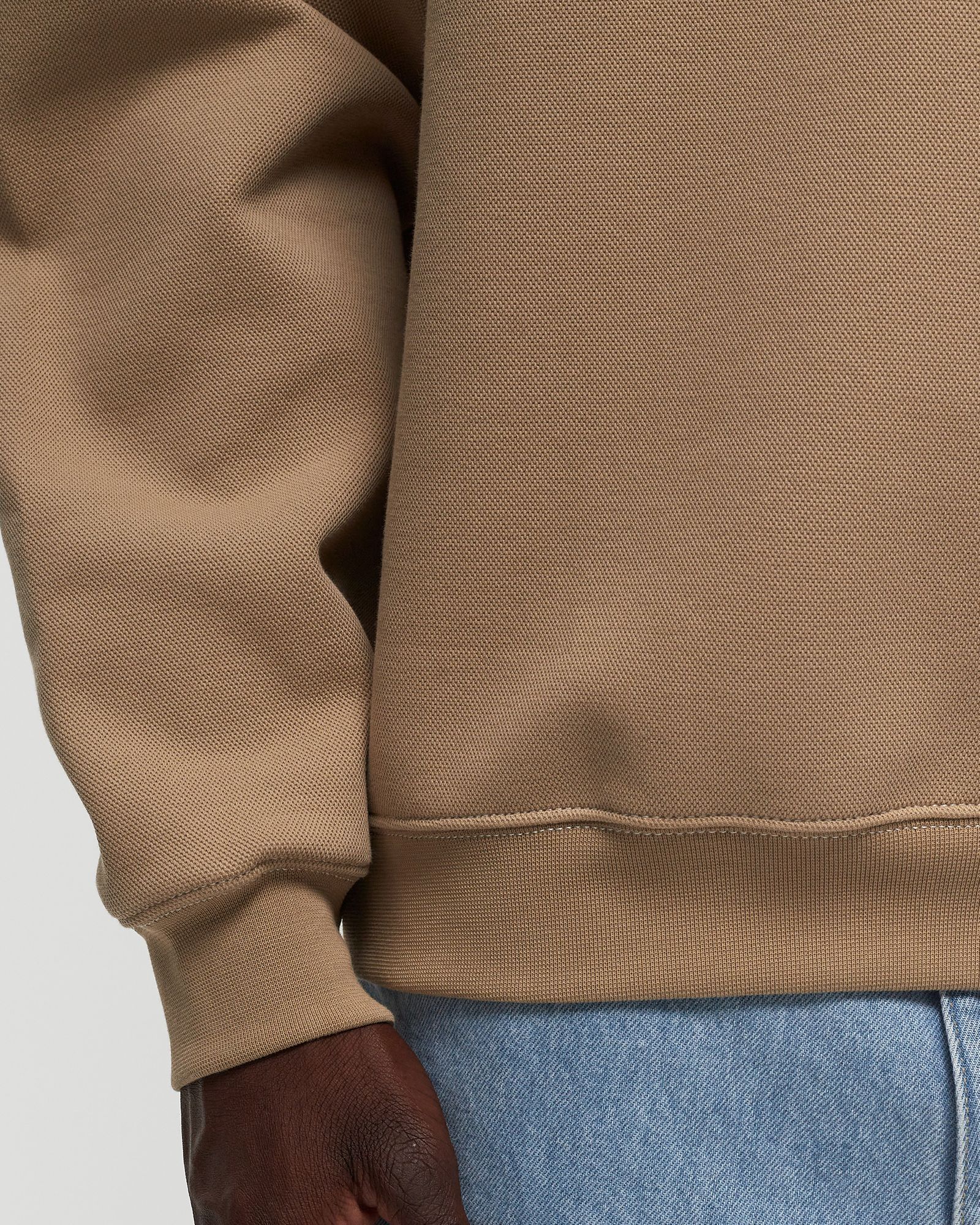 Loose fit sweatshirt with polo collar