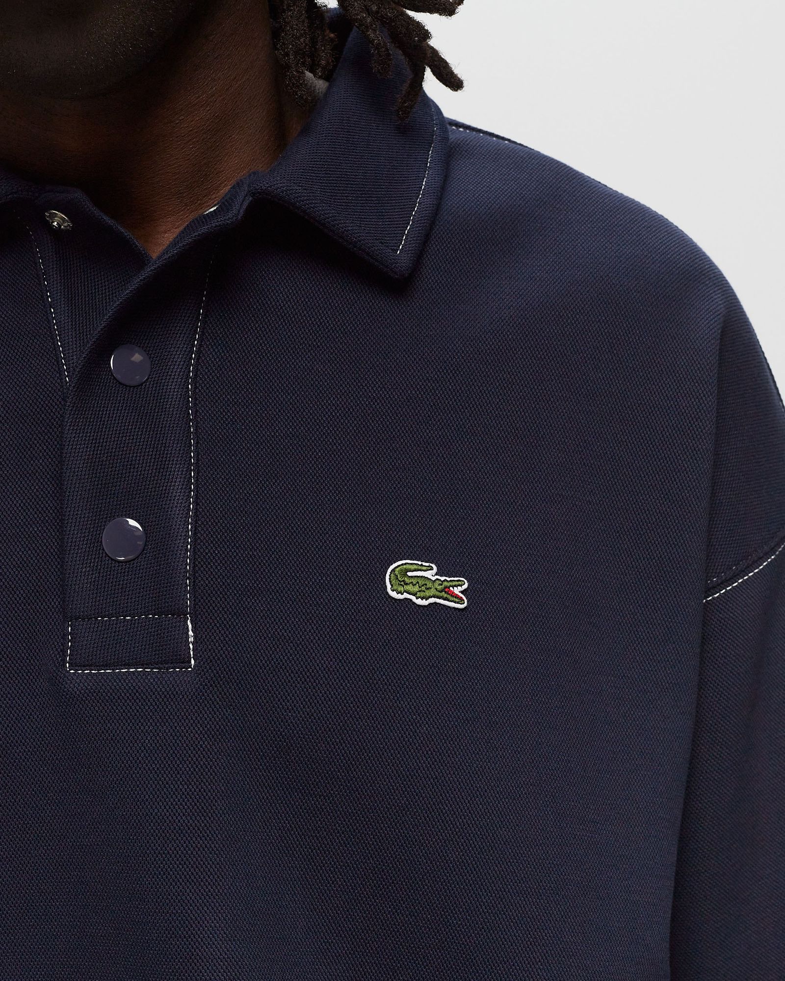 Loose fit sweatshirt with polo collar