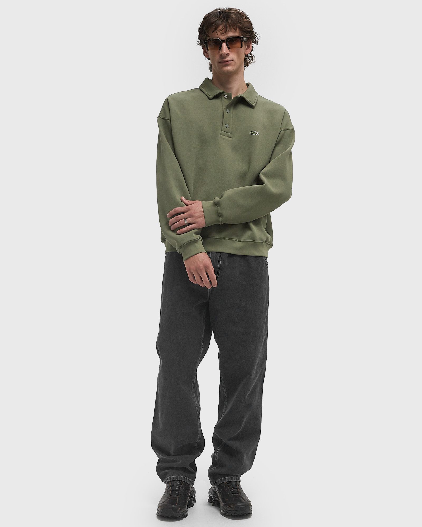 Loose fit sweatshirt with polo collar