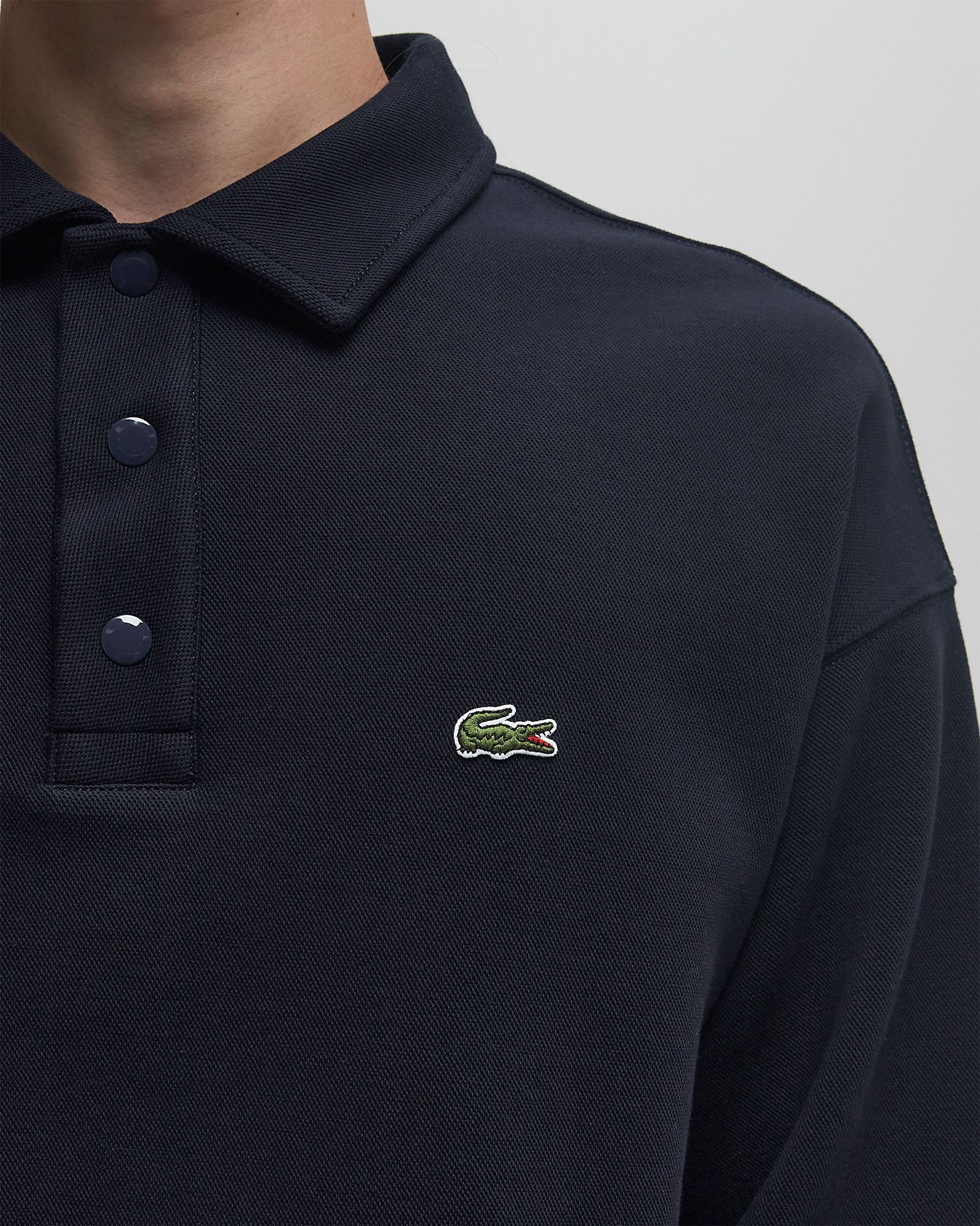 Loose fit sweatshirt with polo collar