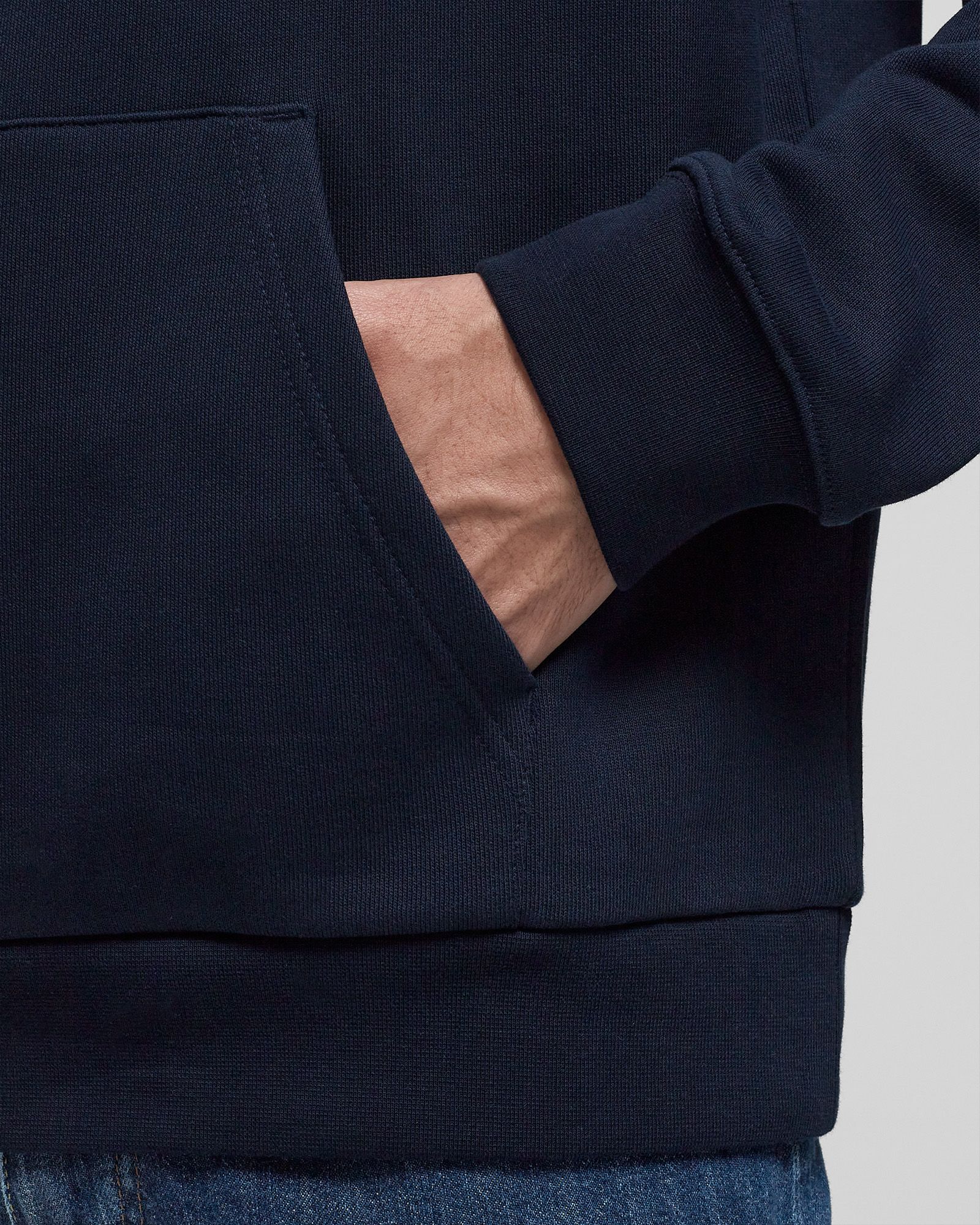 RELAXED FIT FLEECE HOODIE