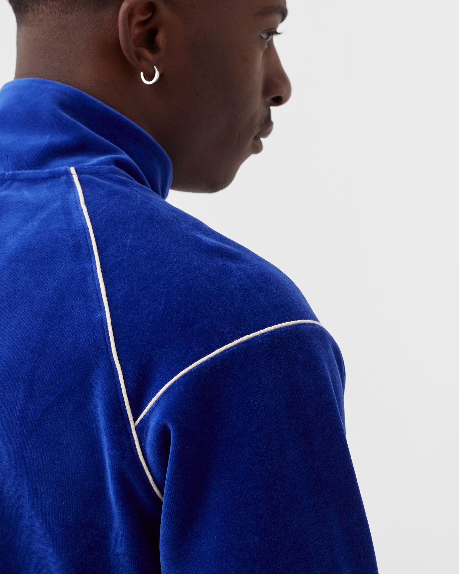 ZIPPERED VELVET Sweatshirt