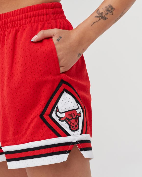 Mitchell & Ness Women's Chicago Bulls Red Jump Shot Shorts, Large