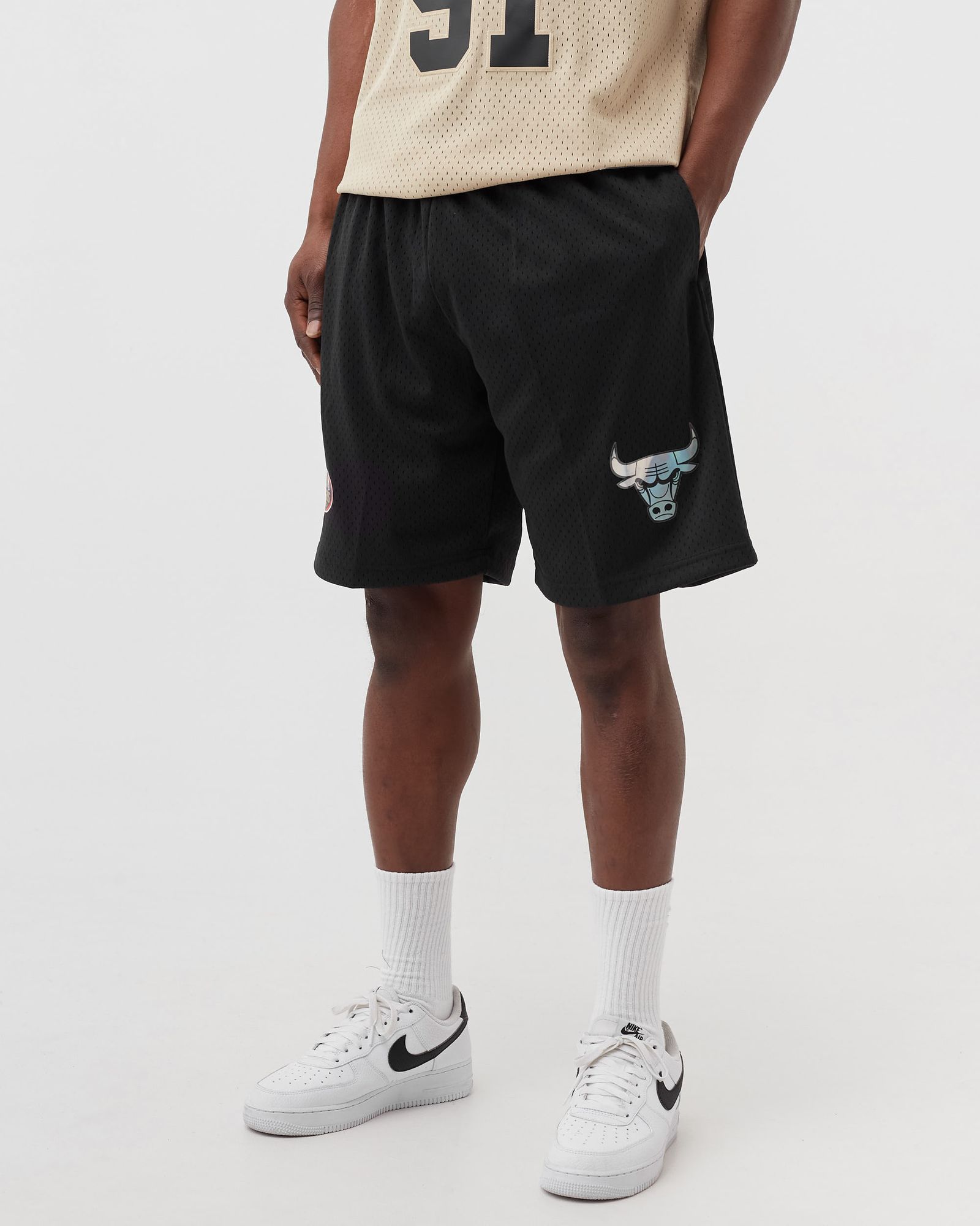 CHICAGO BULLS IRIDESCENT MESH SHORT