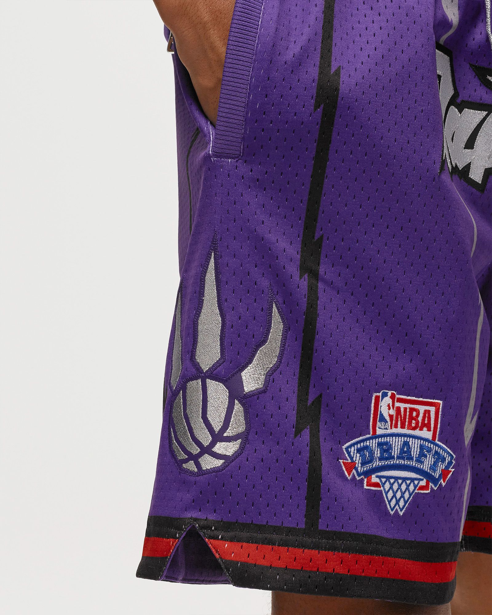 NBA JUST DON HARDWOOD CLASSICS SHORT TORONTO RAPTORS 1995