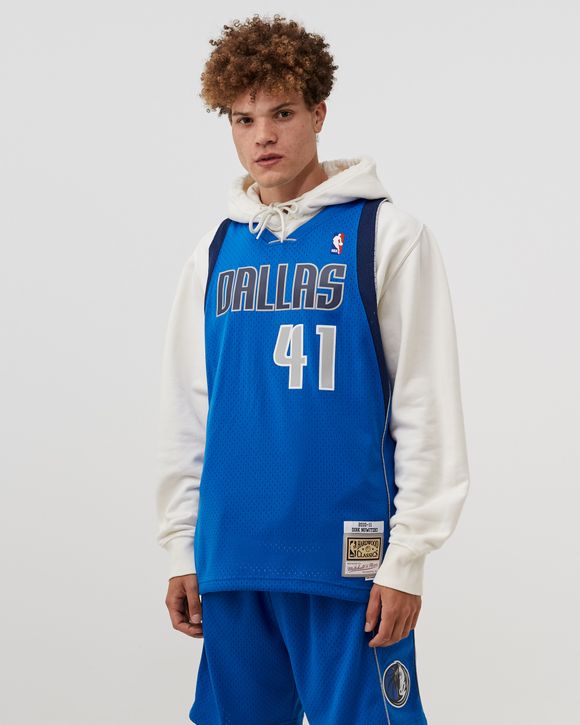 Men's Mitchell & Ness Dirk Nowitzki White Dallas Mavericks Hardwood Classics  Swingman Jersey