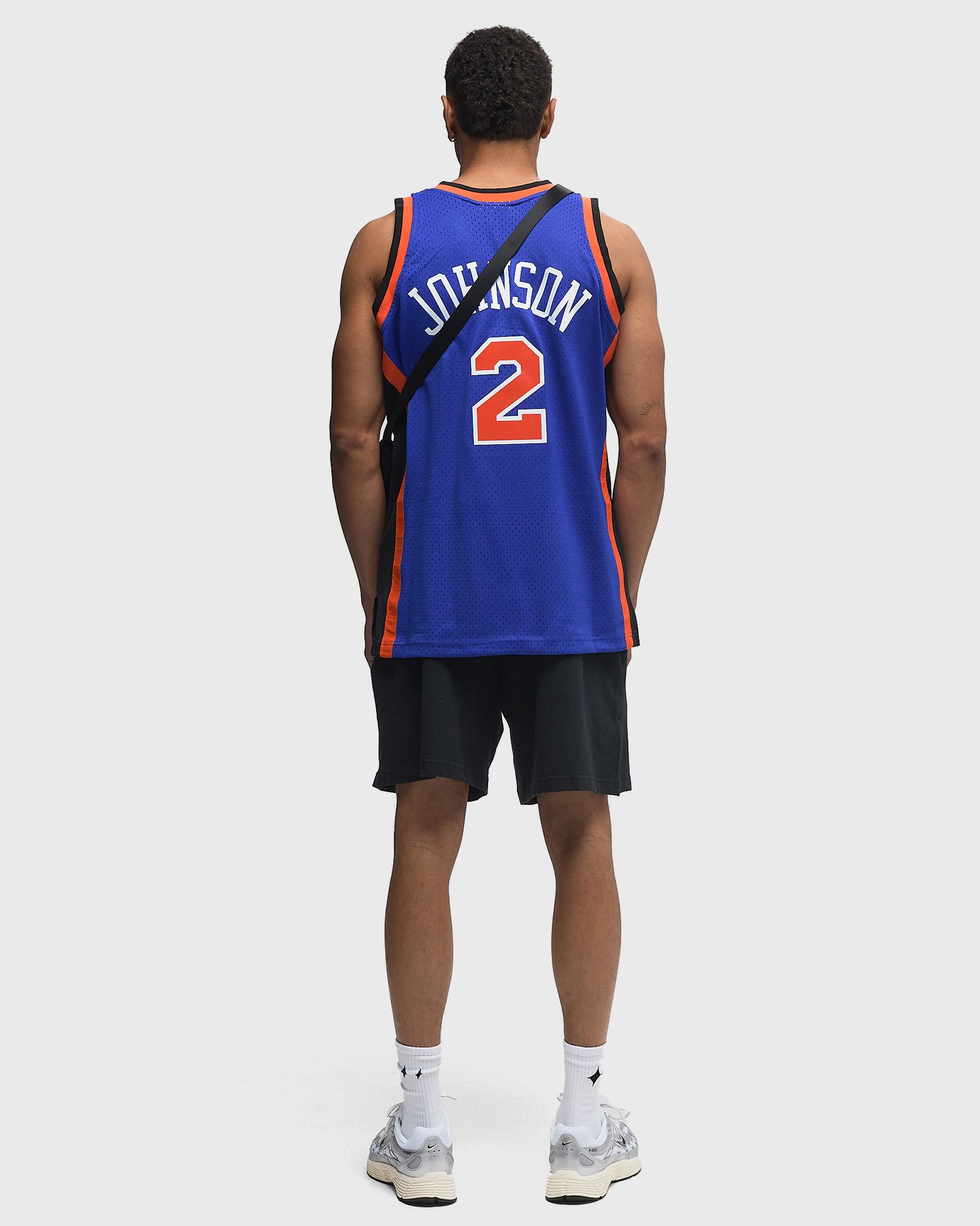 NBA Swingman Jersey New York Knicks Road 1998-99 Larry Johnson #2