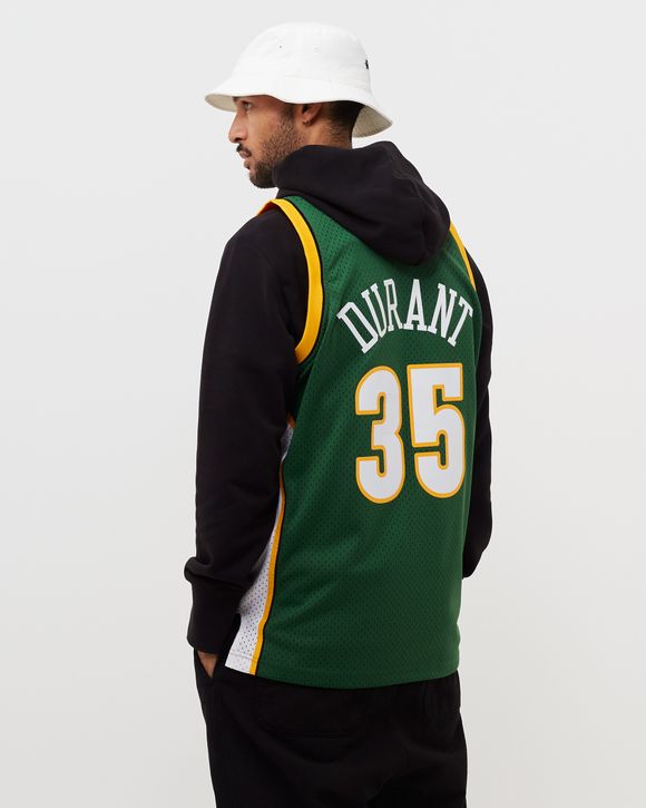 Durant wears Sonics jersey in Seattle return