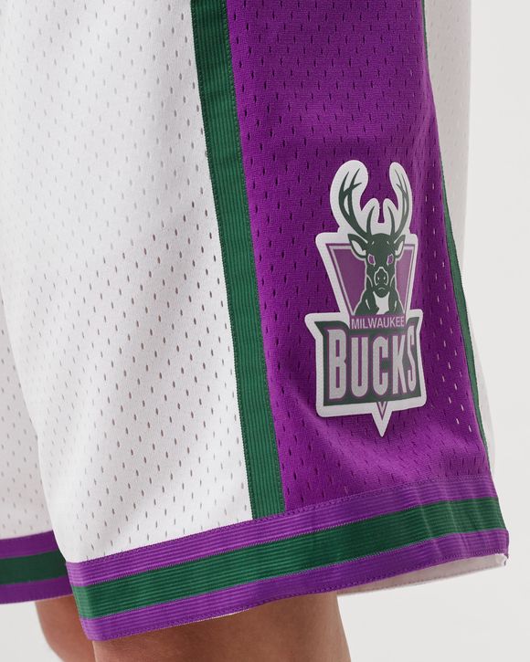 Mitchell and ness store milwaukee bucks shorts