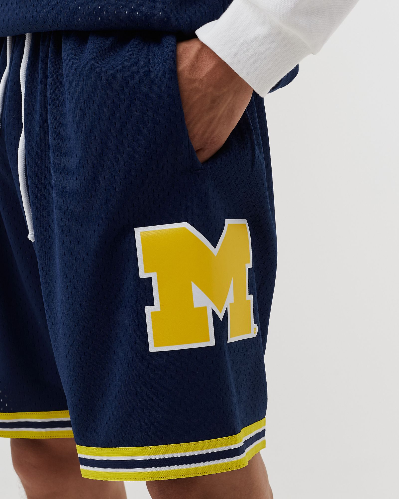 NCAA SWINGMAN SHORTS UNIVERSITY OF MICHIGAN ROAD 1991-92