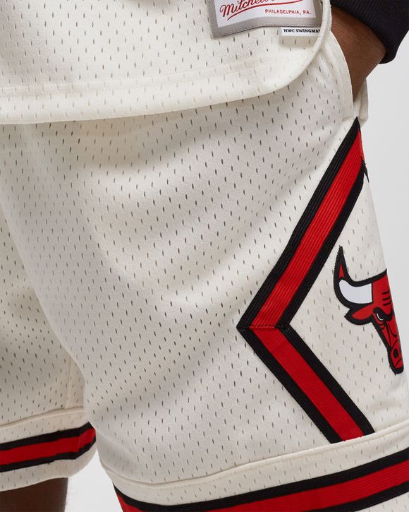 NBA CREAM TEAM COLOR SWINGMAN SHORTS BULLS 1997