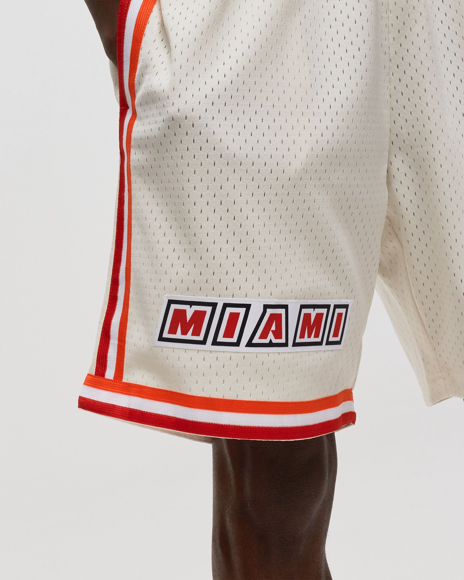 NBA CREAM TEAM COLOR SWINGMAN SHORTS HEAT 1996