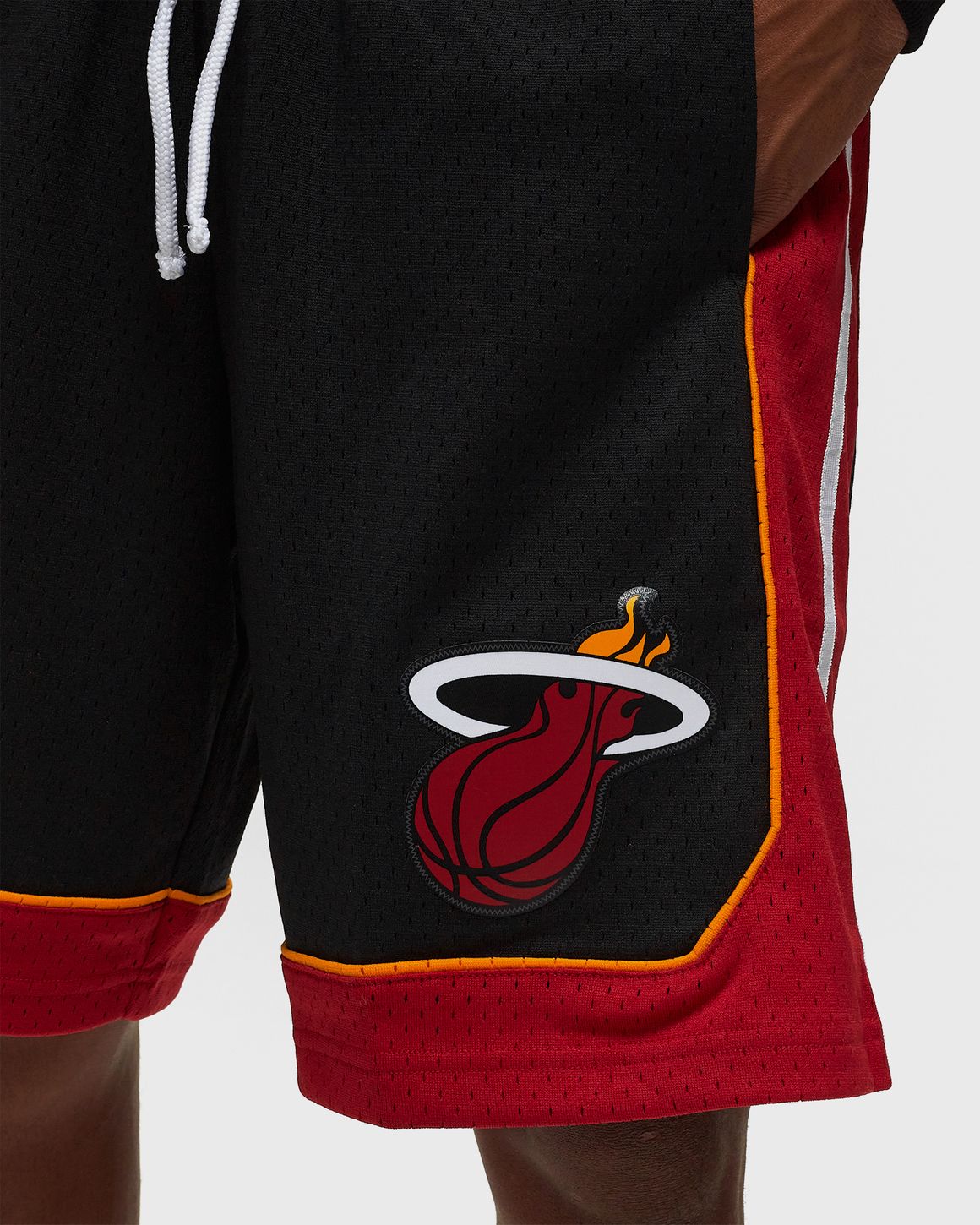 Mitchell & Ness NBA SWINGMAN SHORTS MIAMI HEAT 2012-13 Black