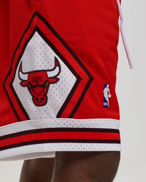  Mitchell & Ness NBA Swingman Road Shorts Bulls 97-98 Scarlet SM  : Sports & Outdoors