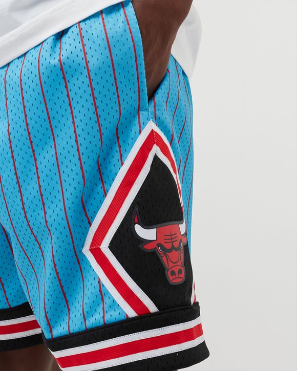 CHICAGO BULLS FADEAWAY 1995 NBA MITCHELL & NESS SWINGMAN SHORTS – Sports  World 165