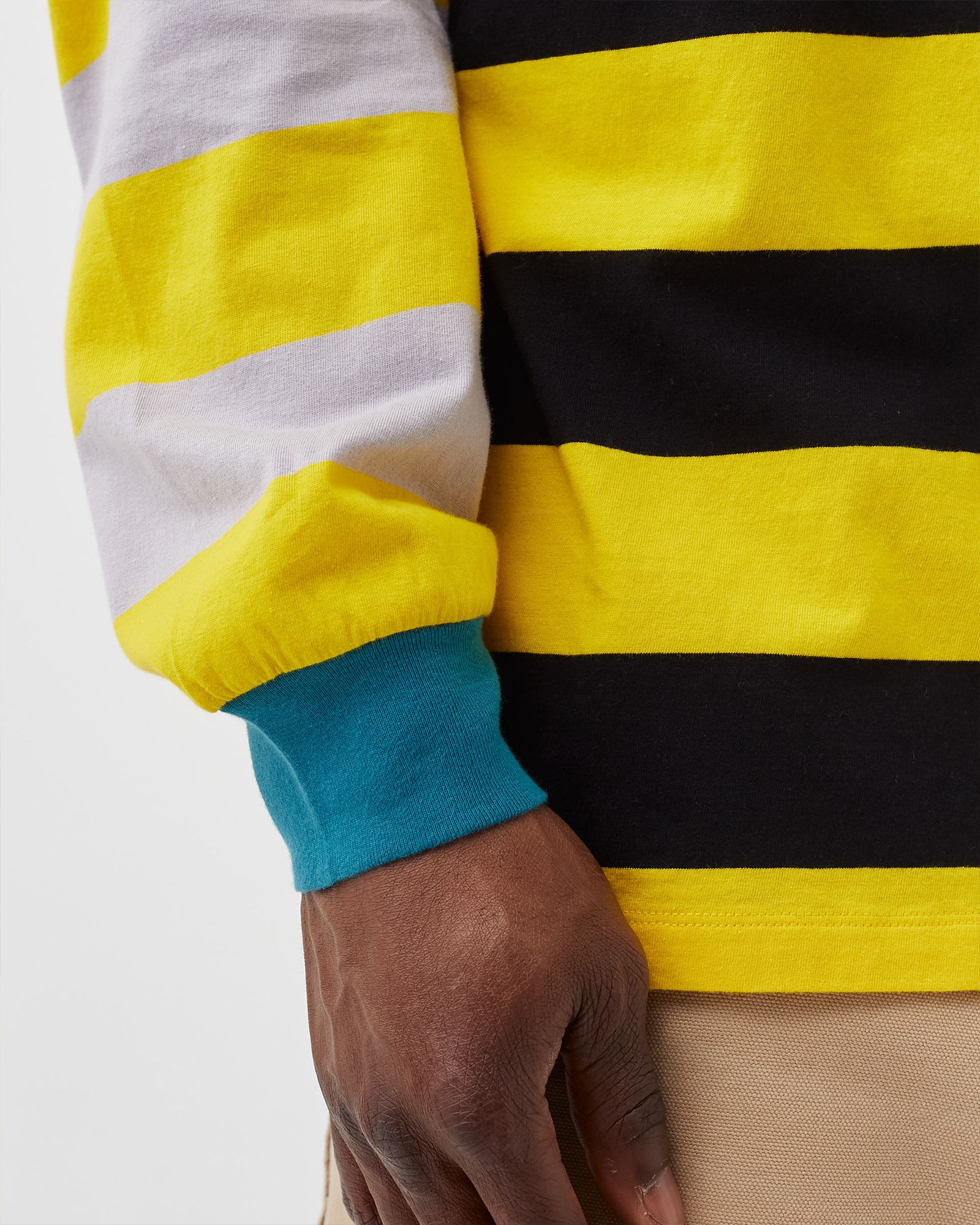 COLOUR BLOCKED STRIPED LONGSLEEVE