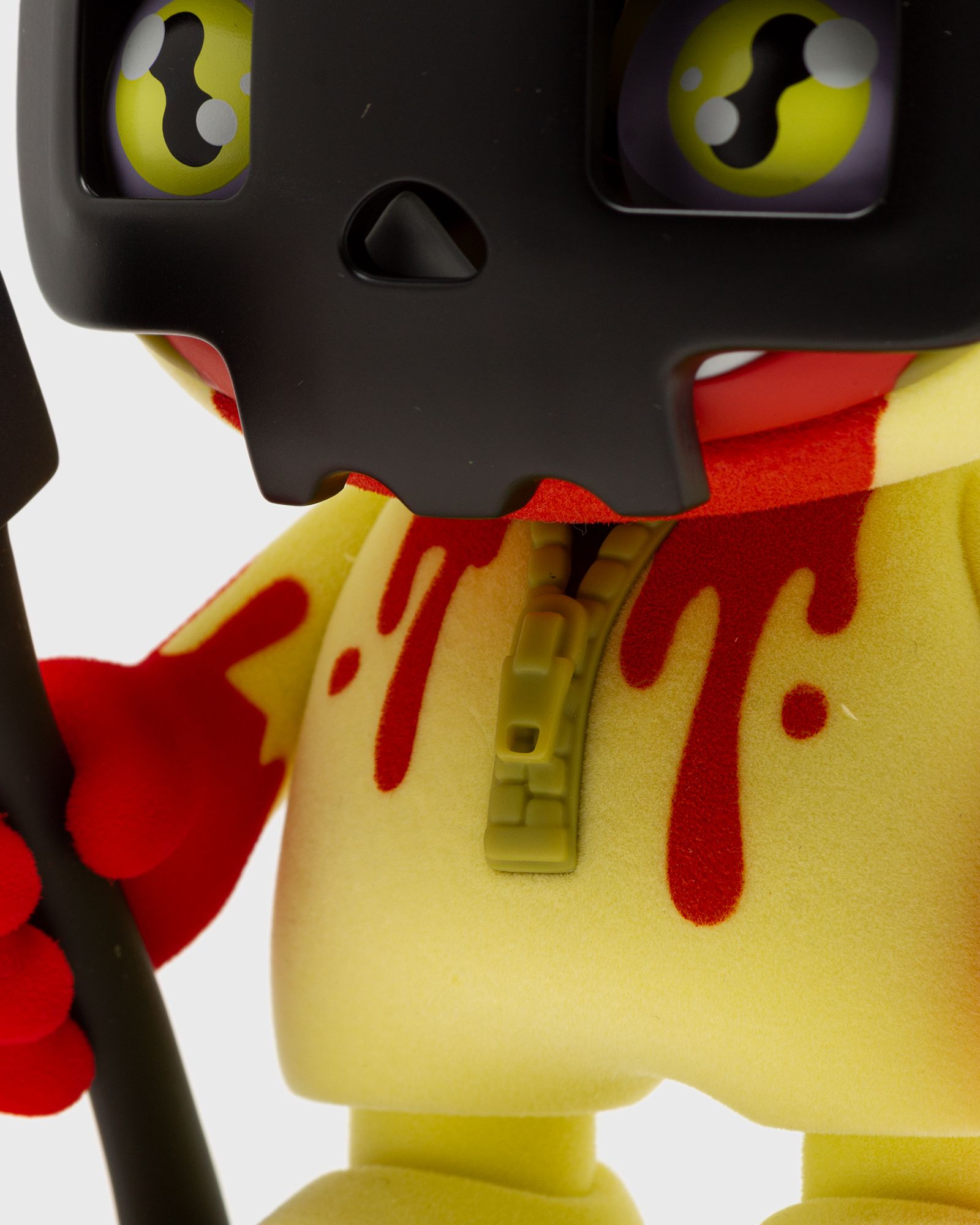 FASHION SLUMBER PARTY INSOMNIAC SURPRISE SLURP SUPERGUGGI BY GUGGIMON