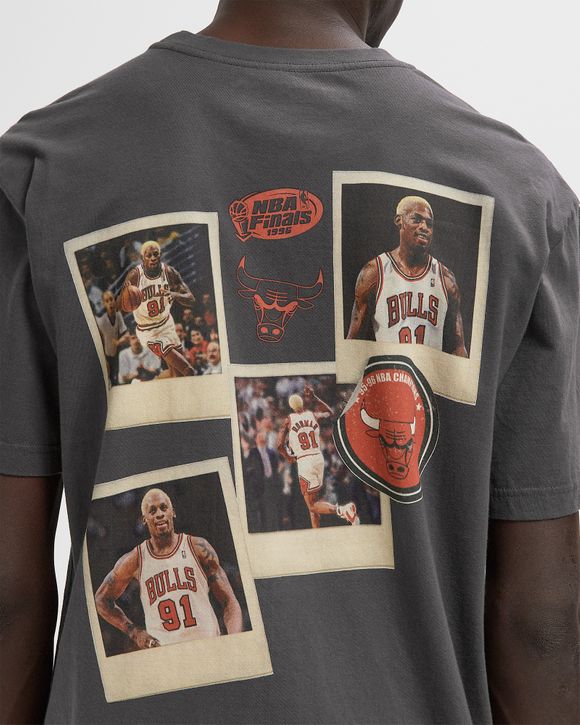 NBA PLAYER RETRO PHOTO TEE CHICAGO BULLS DENNIS RODMAN
