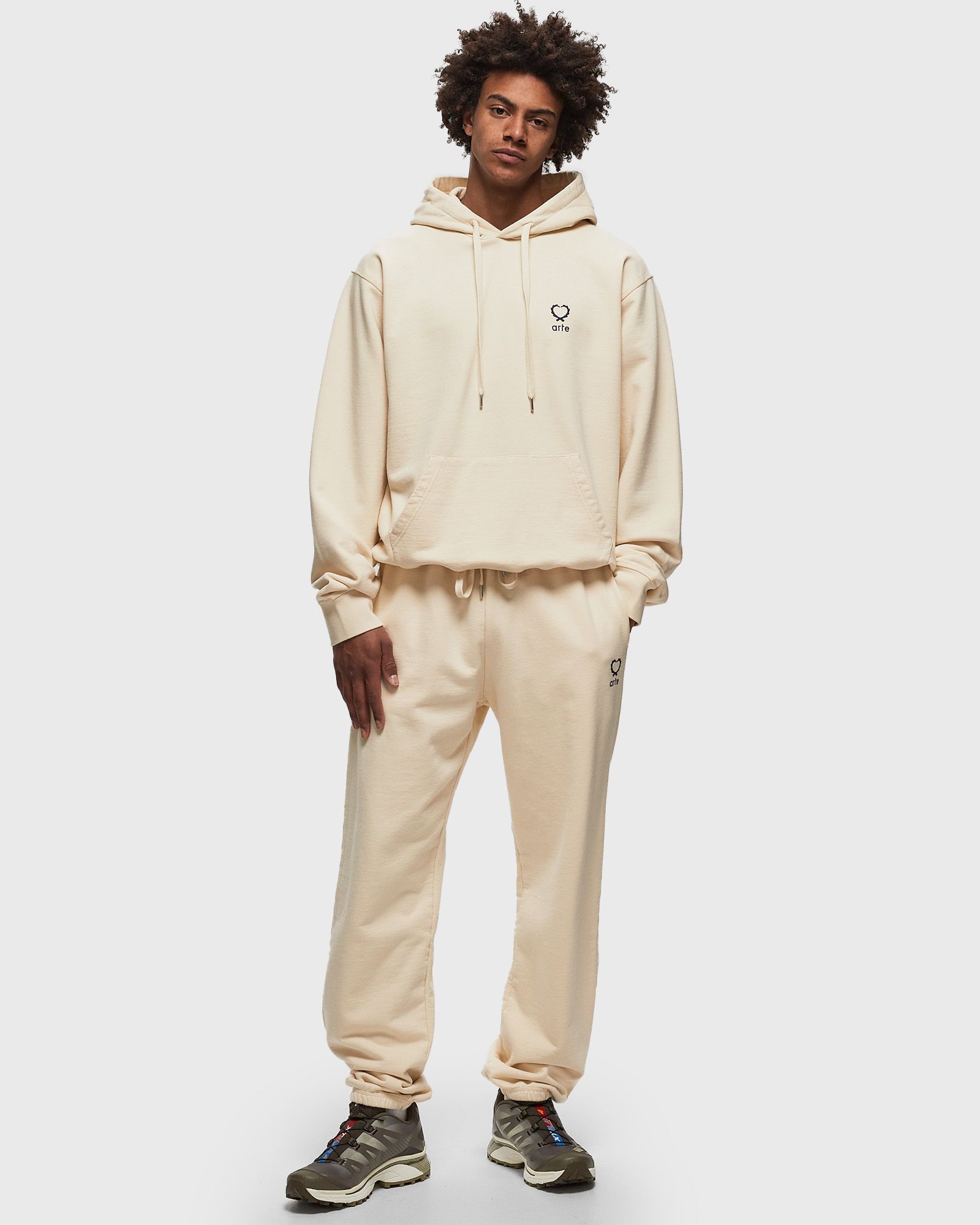 Hearts leaves arte logo chest Hoodie