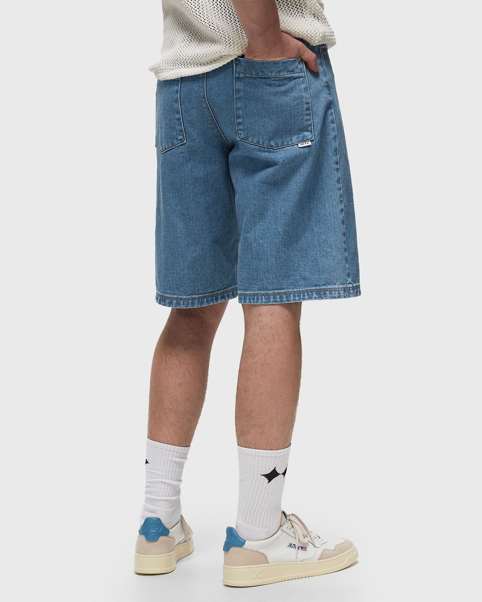 Heart Detail Stitch shorts