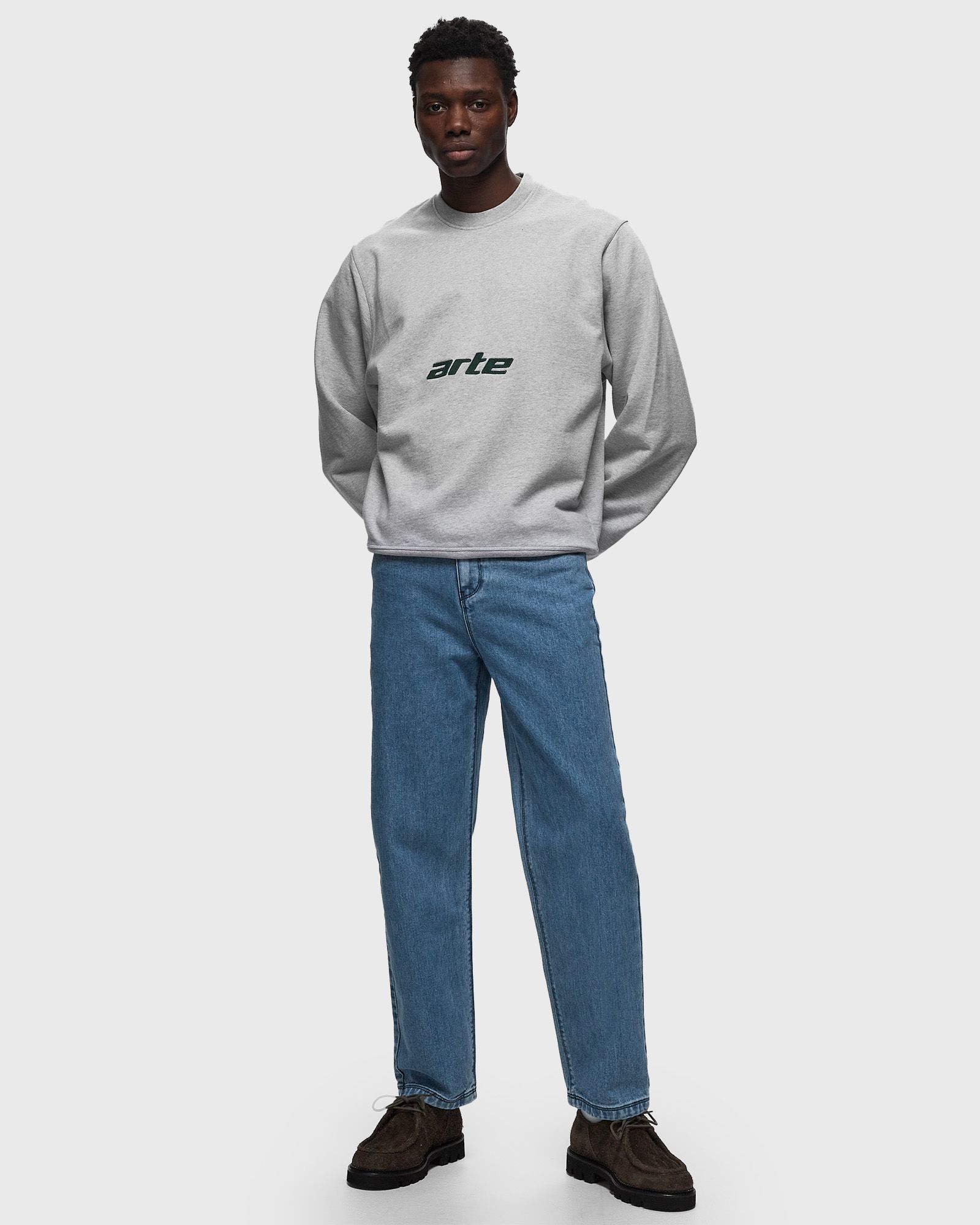 Back pocket embroidery