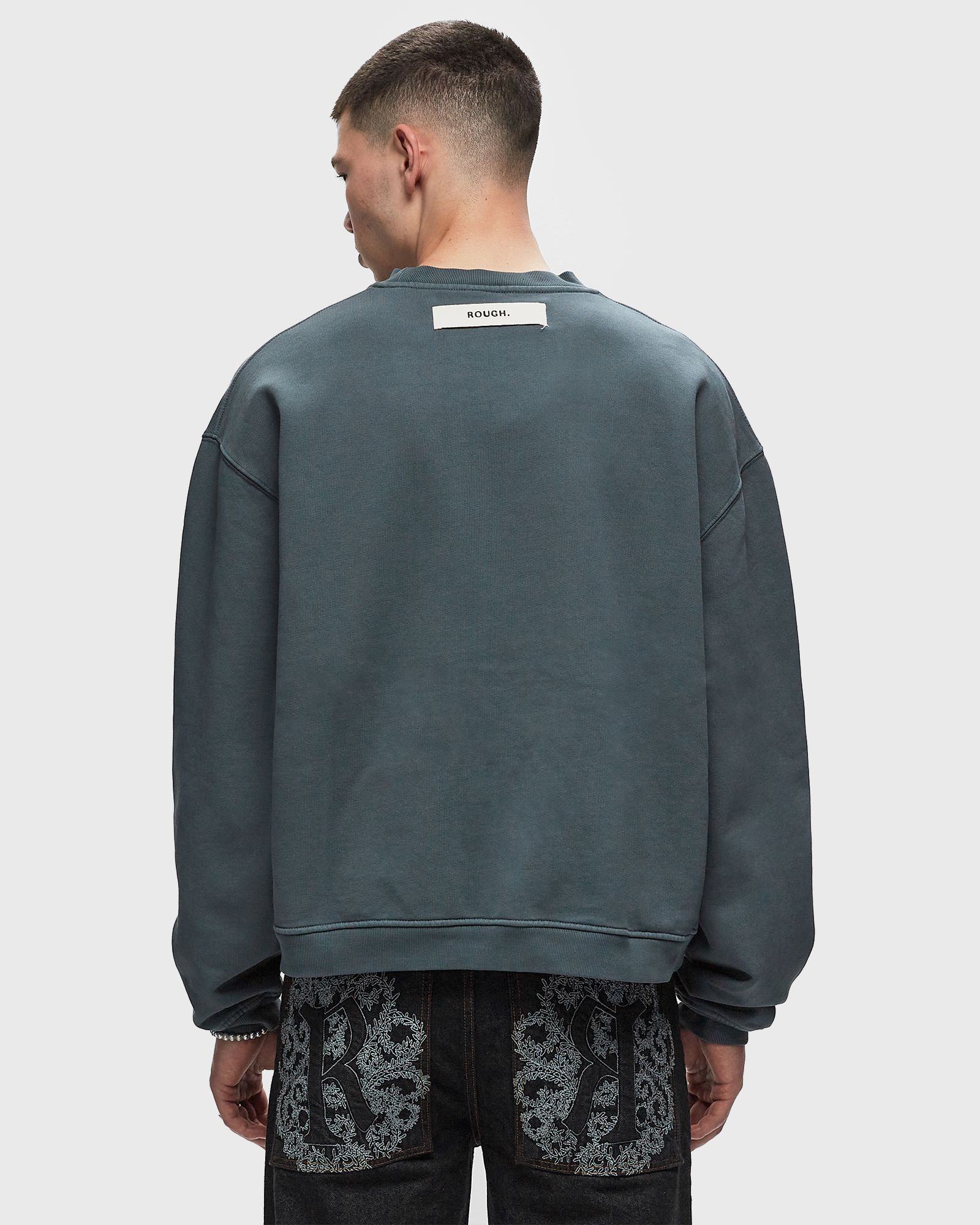 OLIVE STICHED SWEATER