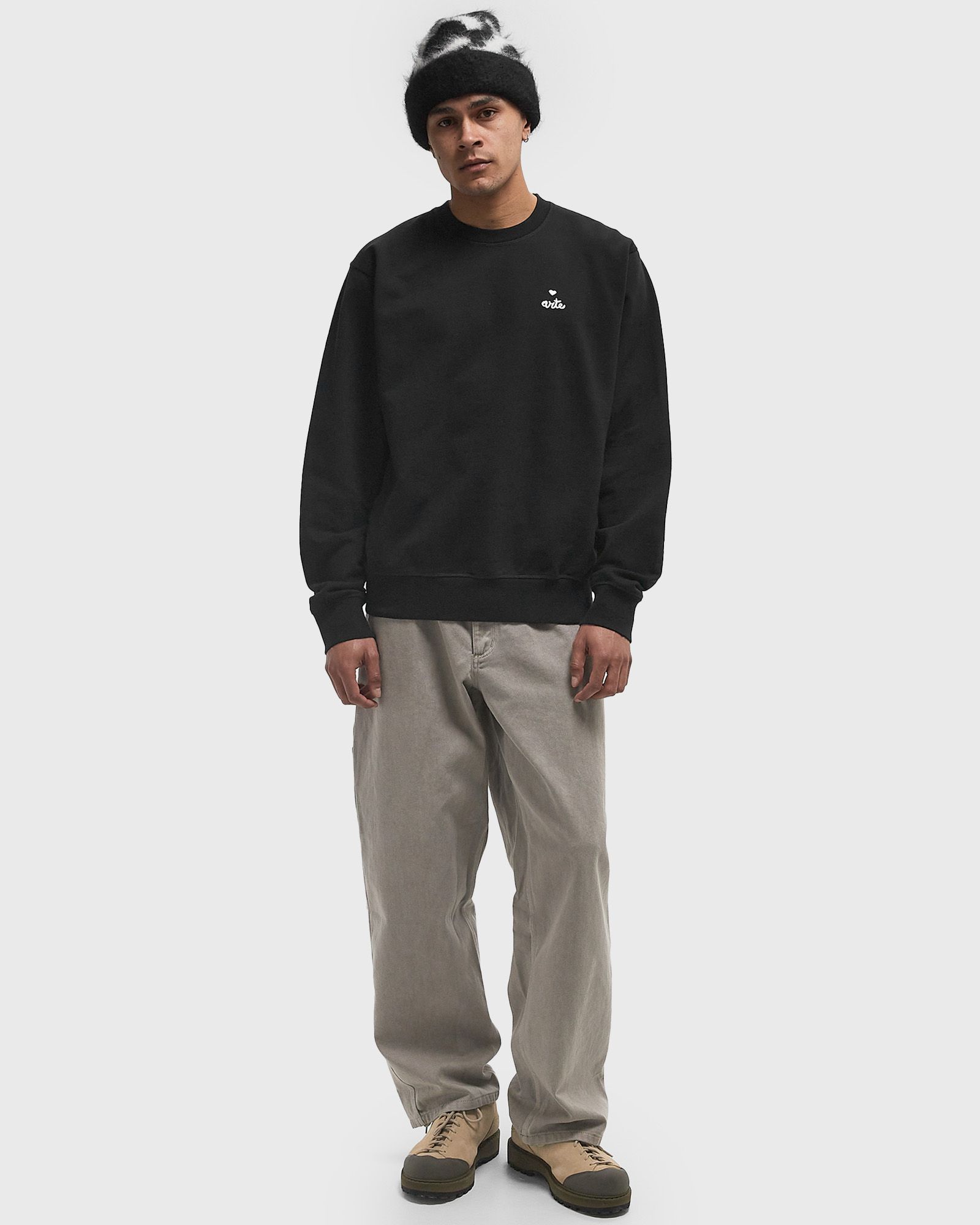 Small heart and logo crewneck