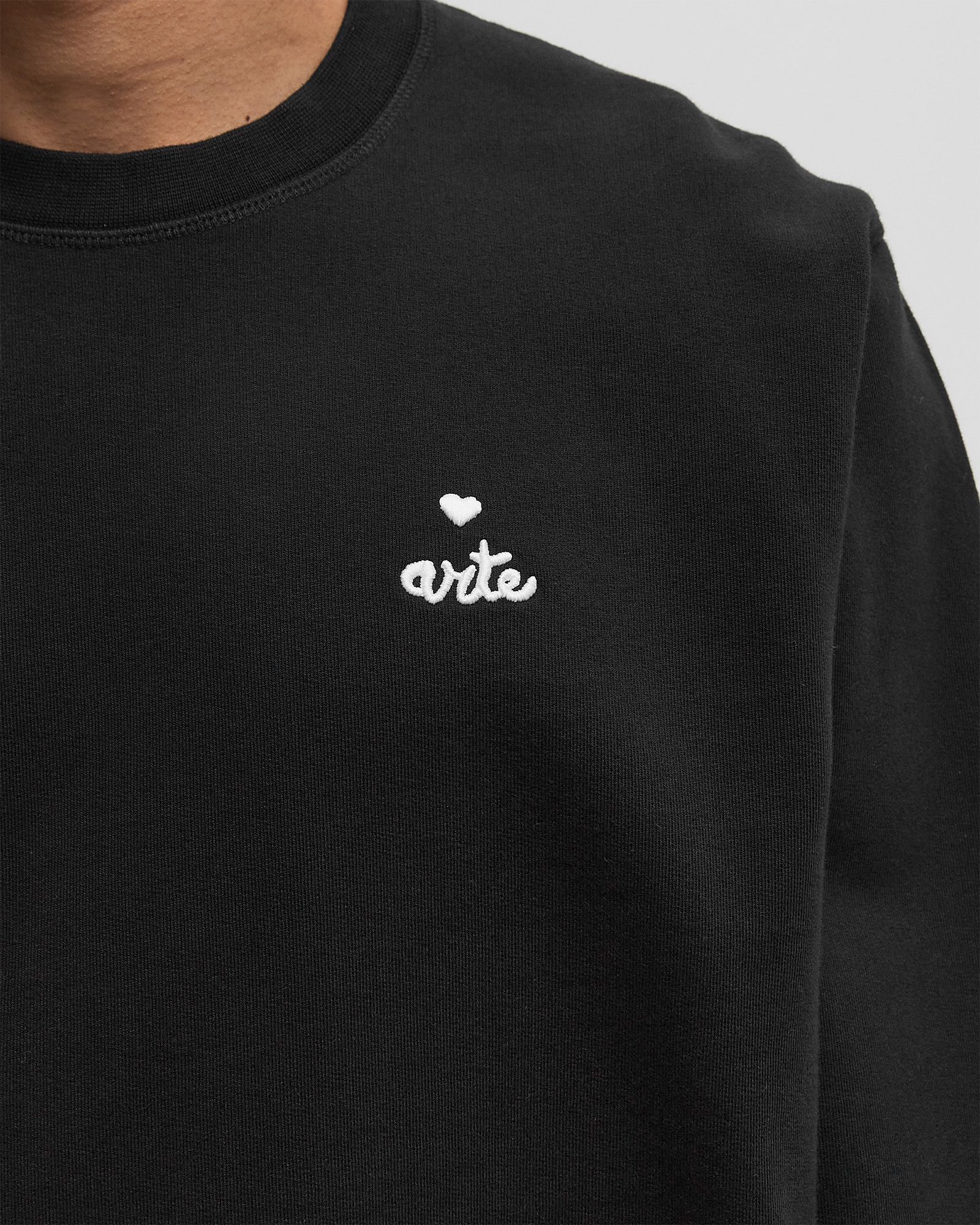 Small heart and logo crewneck