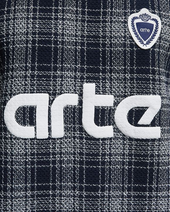 Square fabric t-shirt
