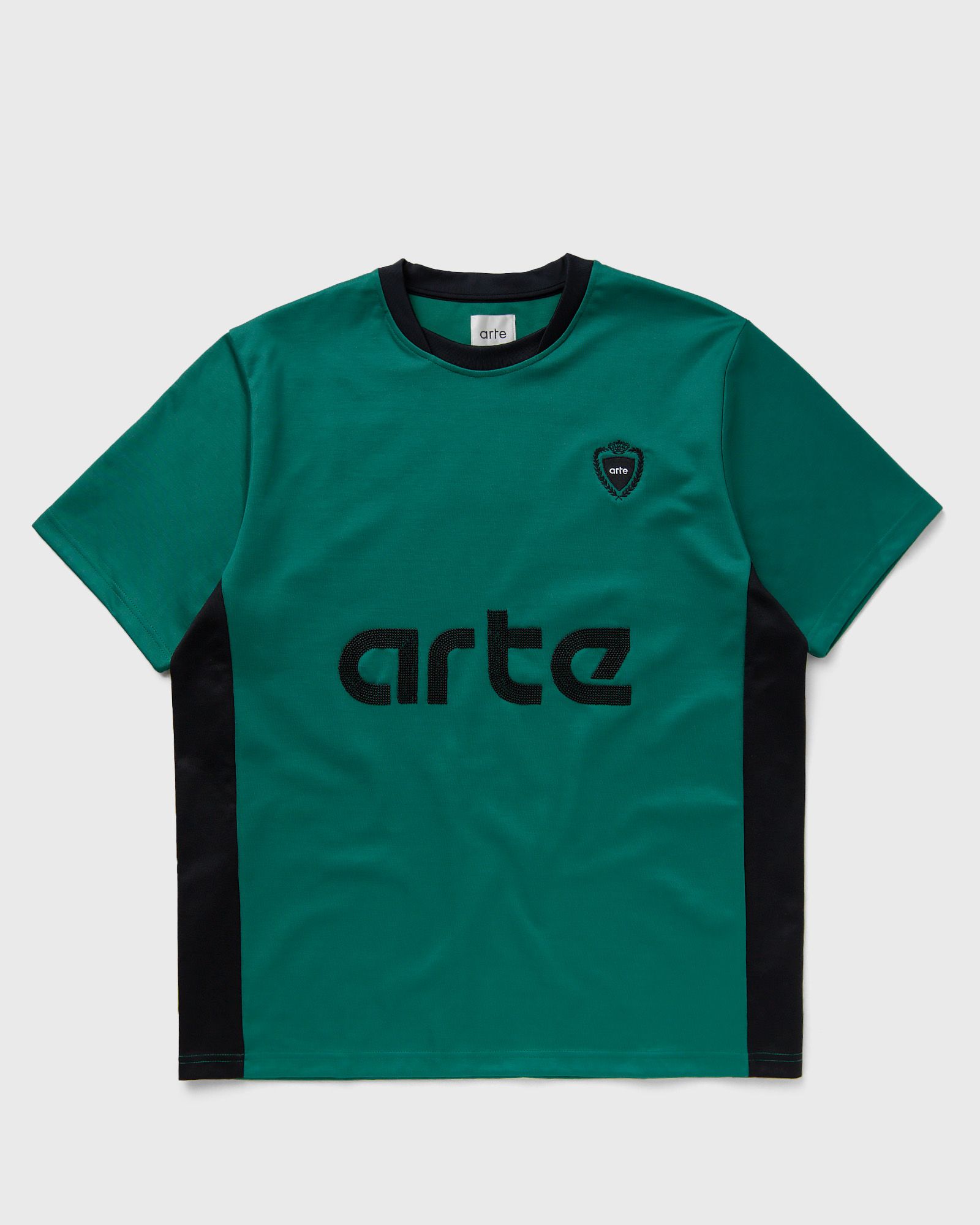 Green t-shirt