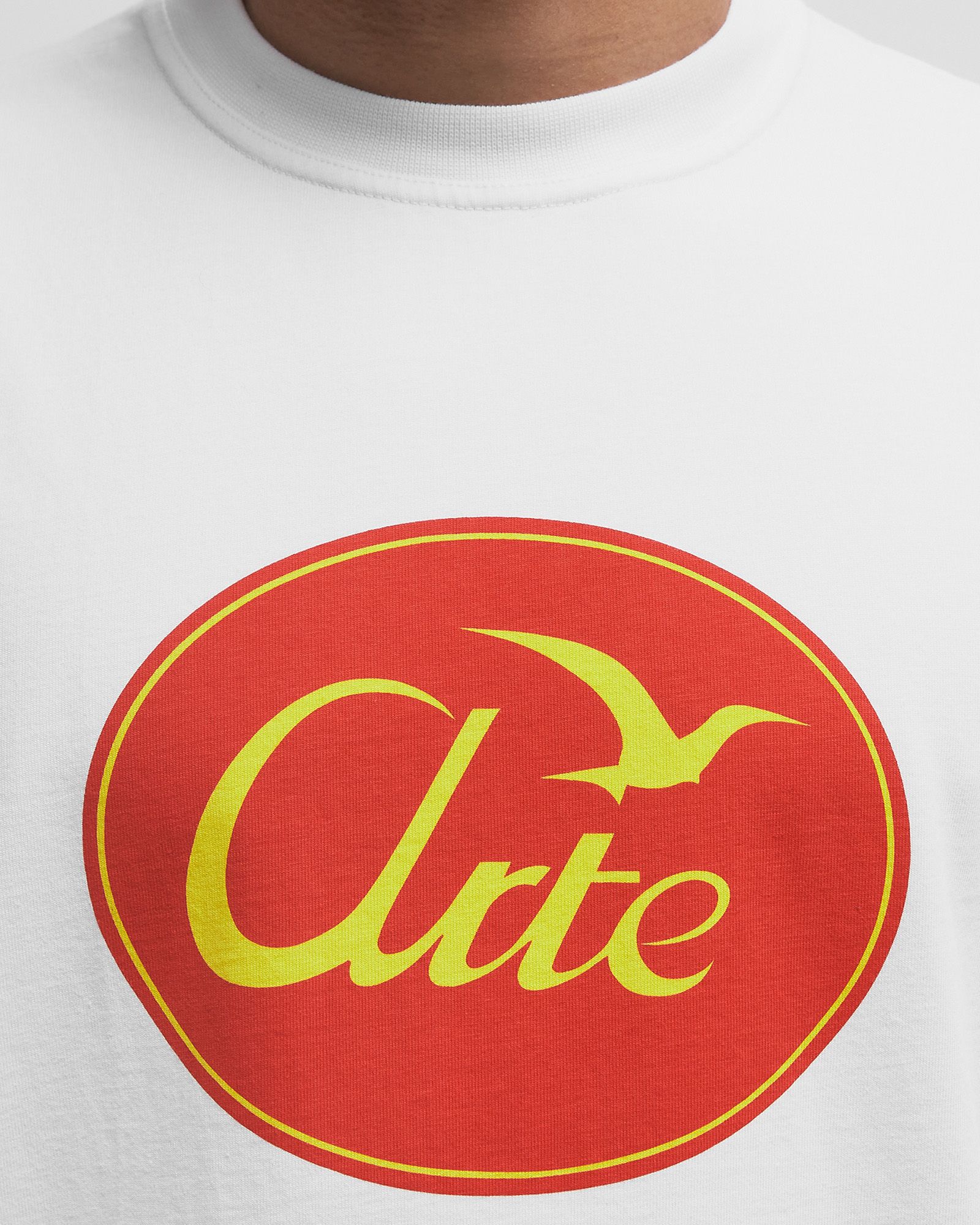 Big circled bird logo t-shirt