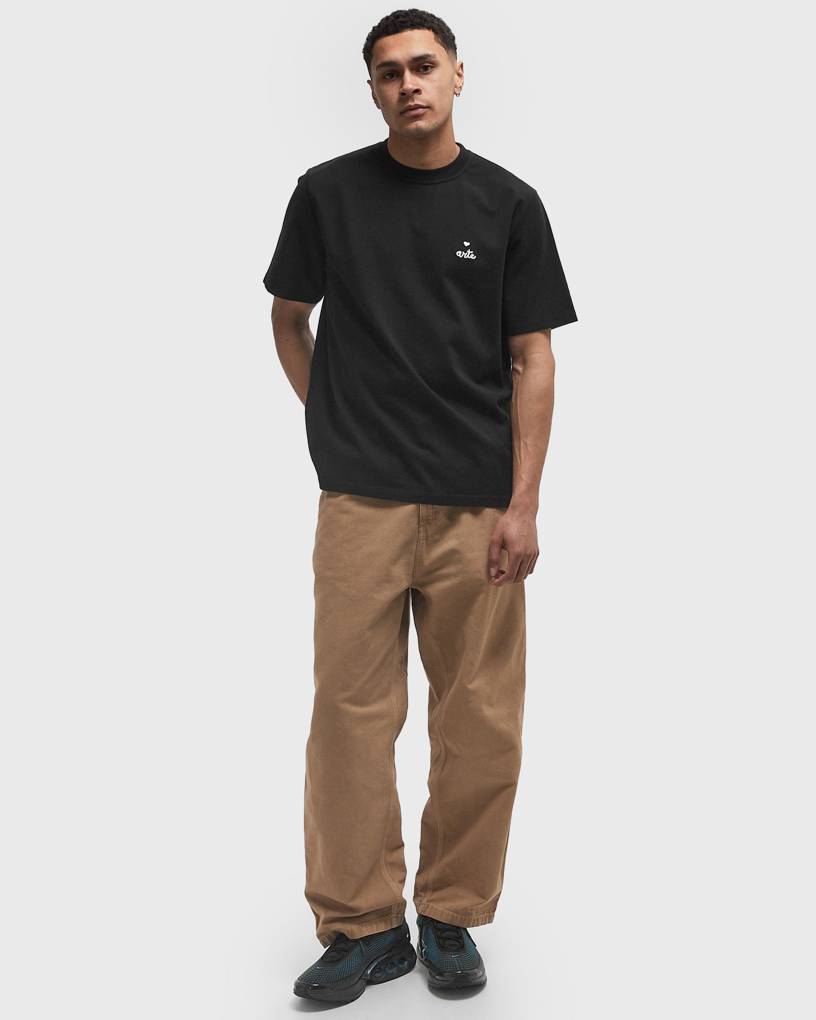 Small heart and logo t-shirt