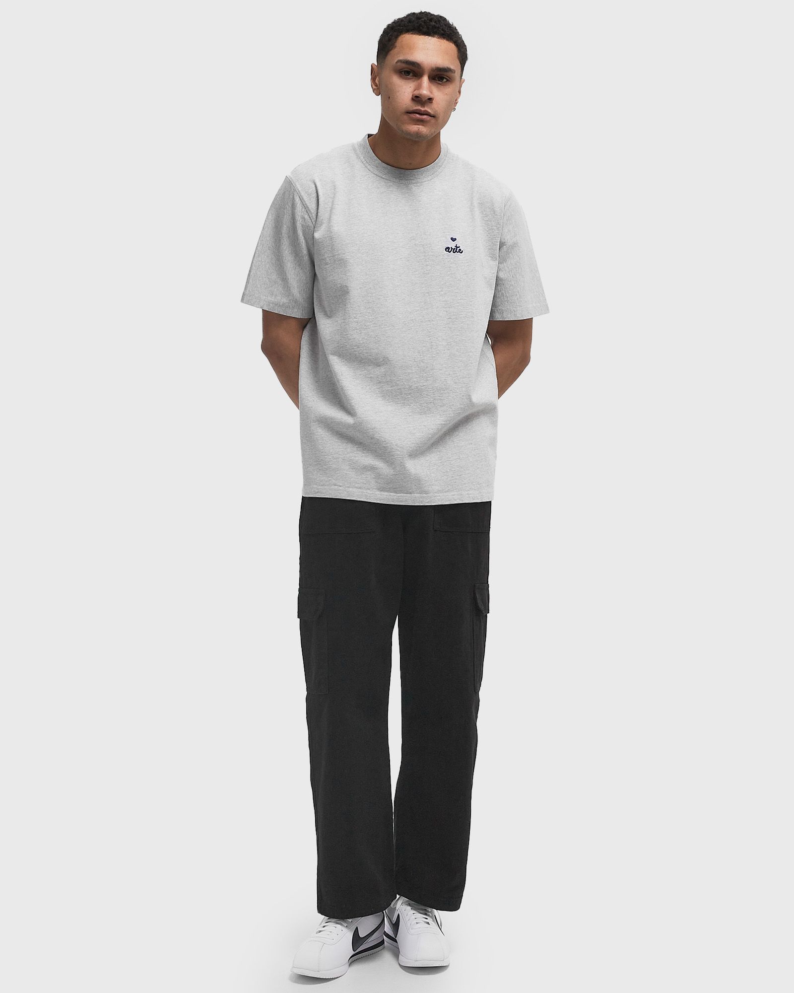 Small heart and logo t-shirt