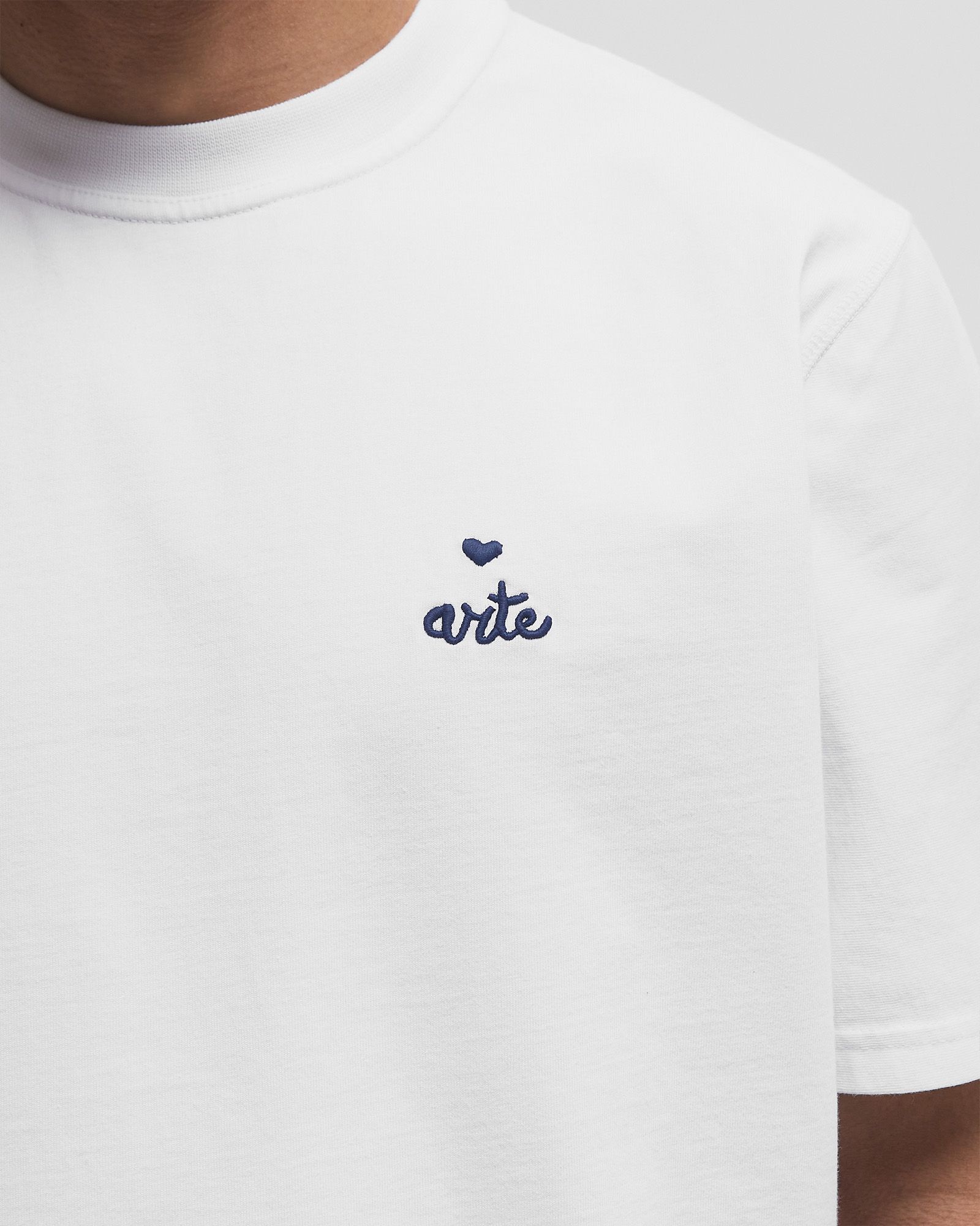 Small heart and logo t-shirt