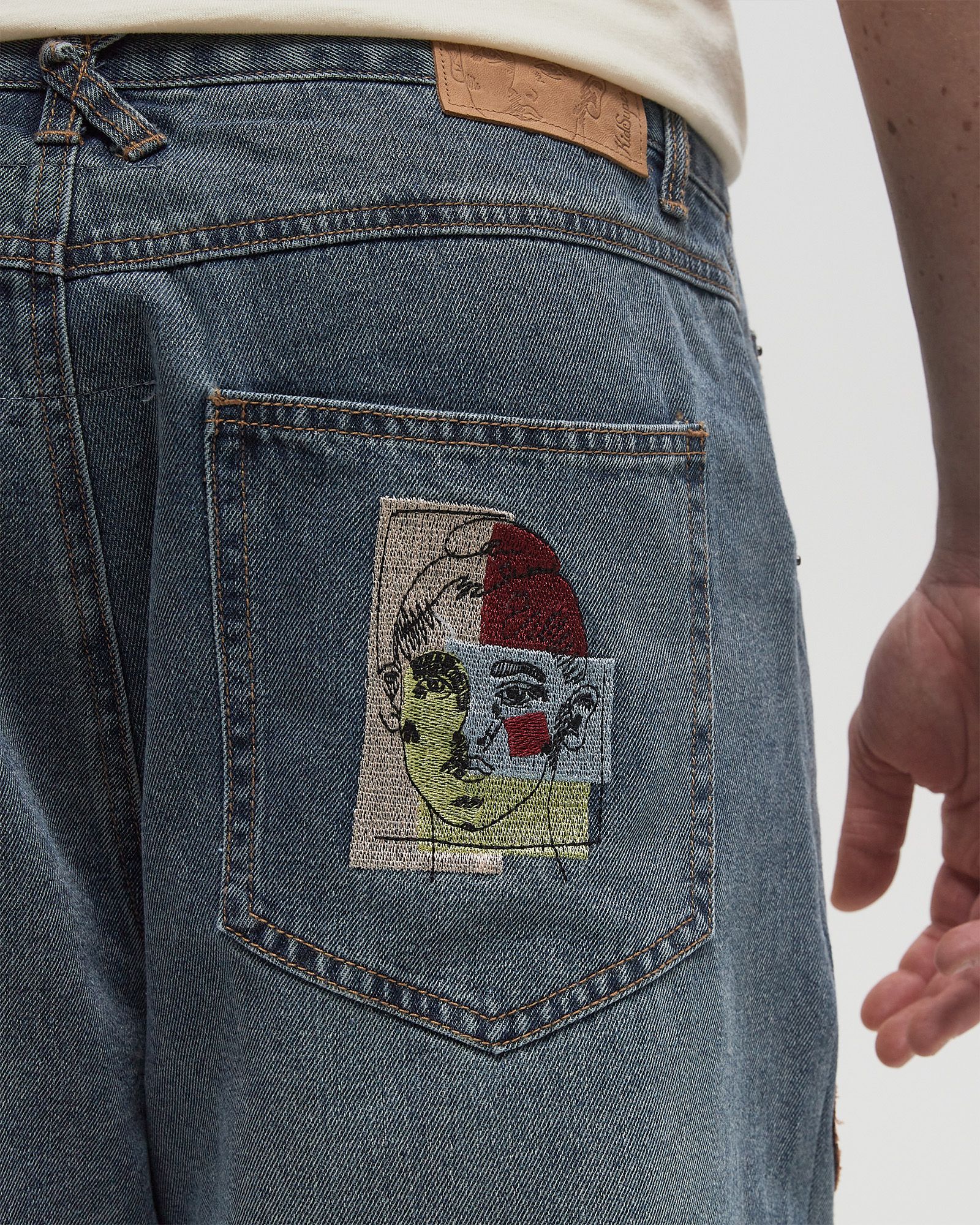 FACE PATCHWORK BAGGY SHORTS