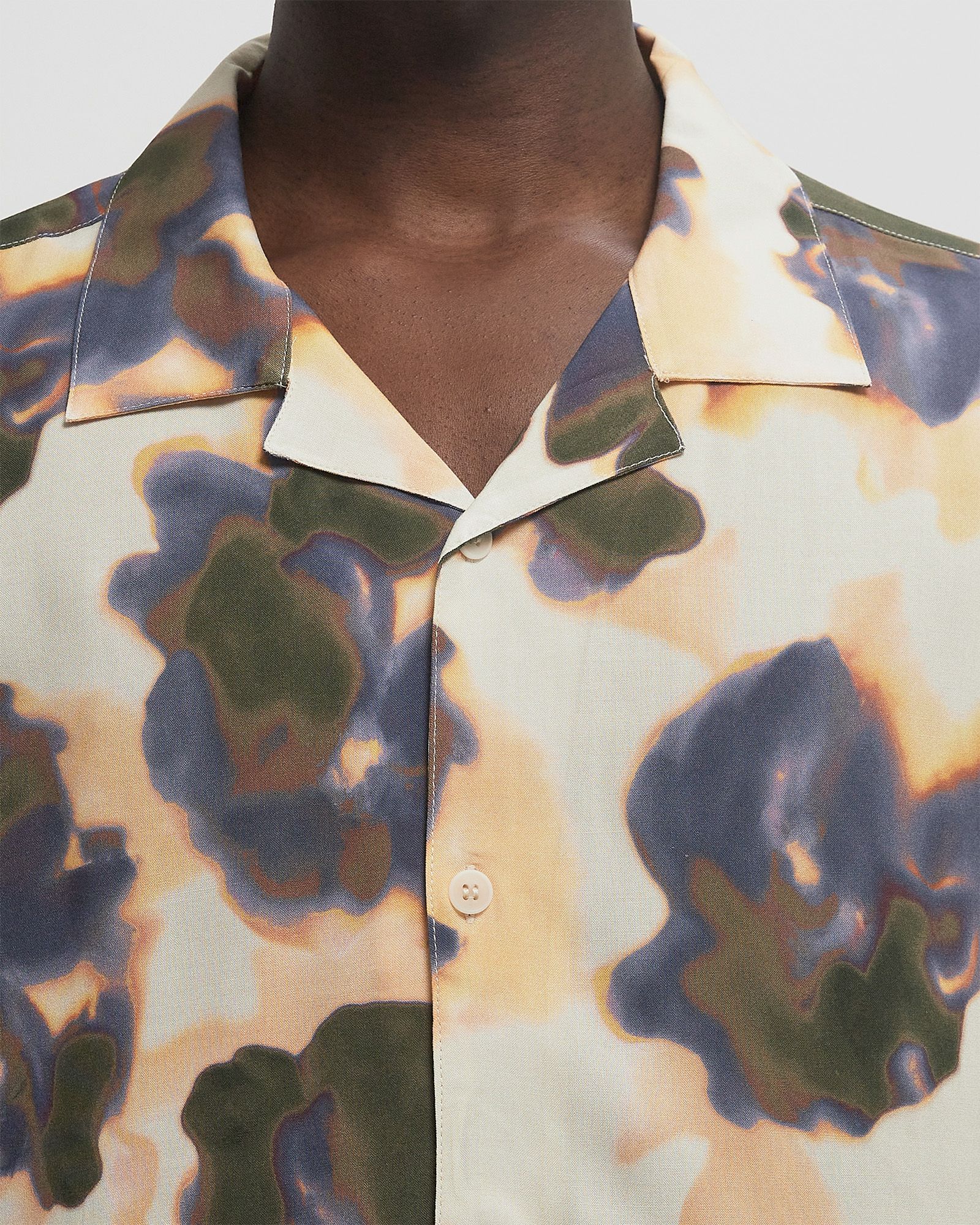 DIDCOT SS SHIRT BLUR FLORAL