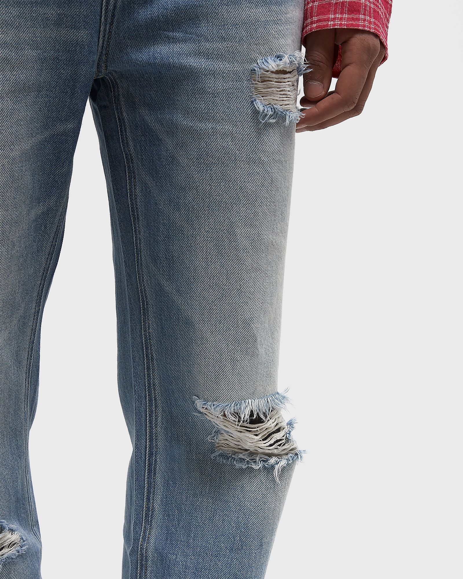 DISTRESSED FRONT JEANS
