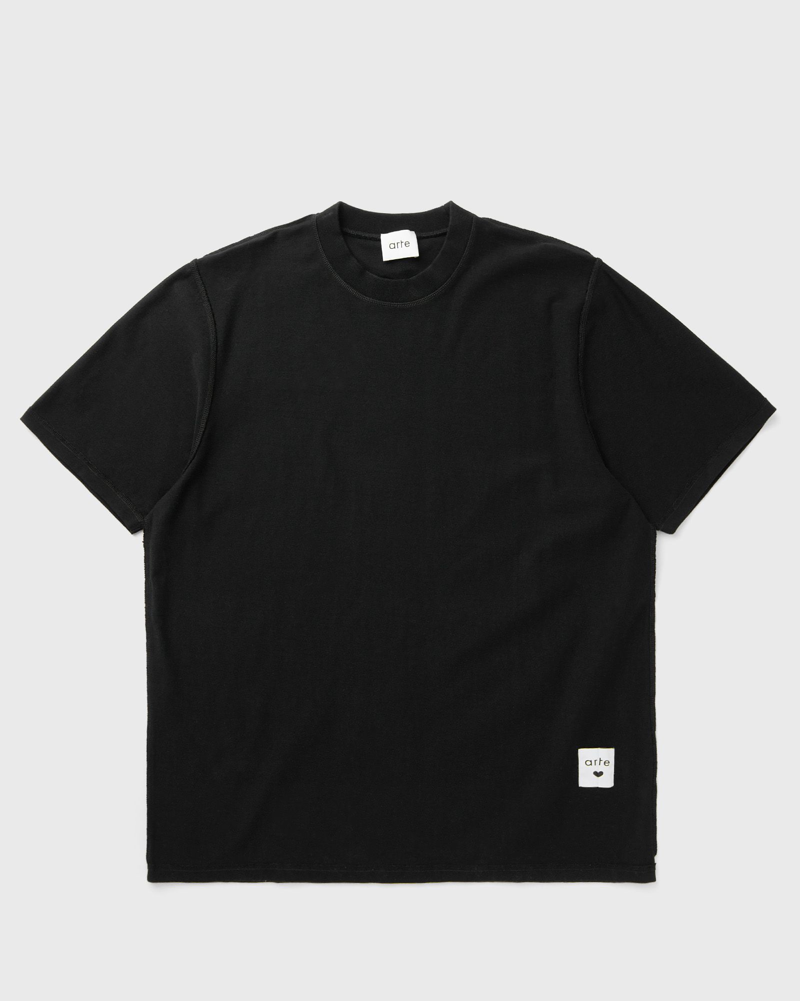 Reversible label T-shirt