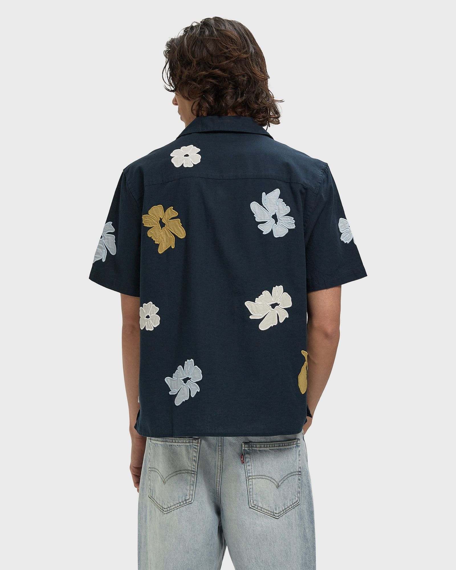 DIDCOT SS SHIRT FLOWER APPLIQUE