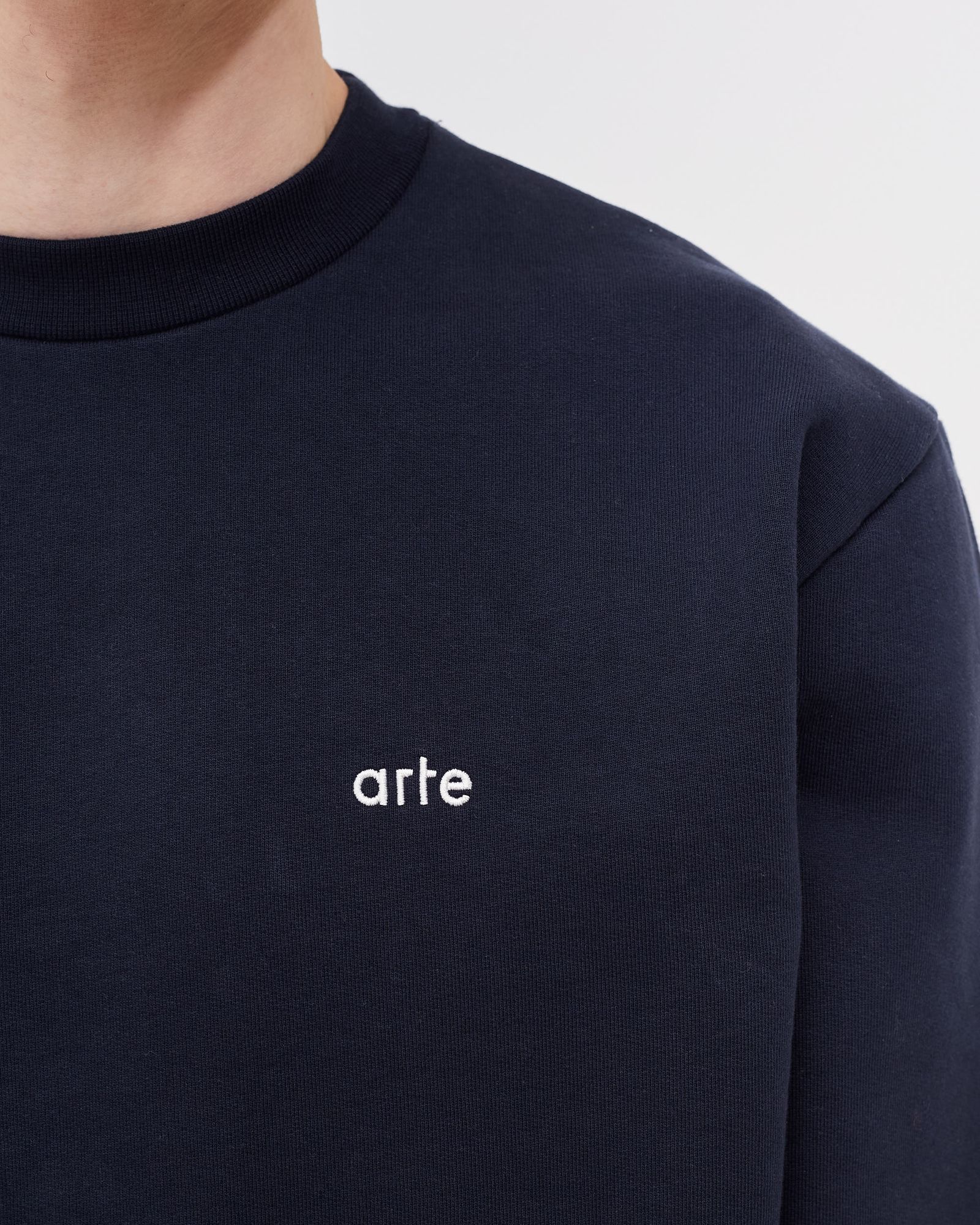 Cruz A Back Crewneck