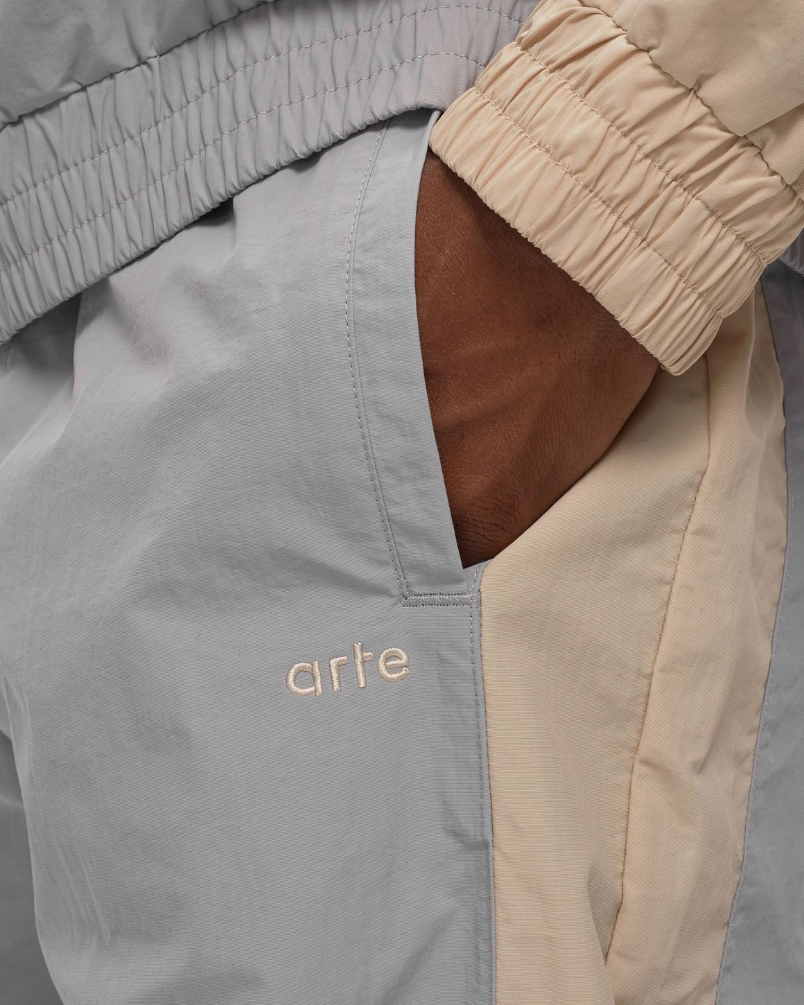 Arte Antwerp Colorblock Track Pants Grey | BSTN Store Arte Antwerp Colorblock Track Pants Grey | BSTN Store