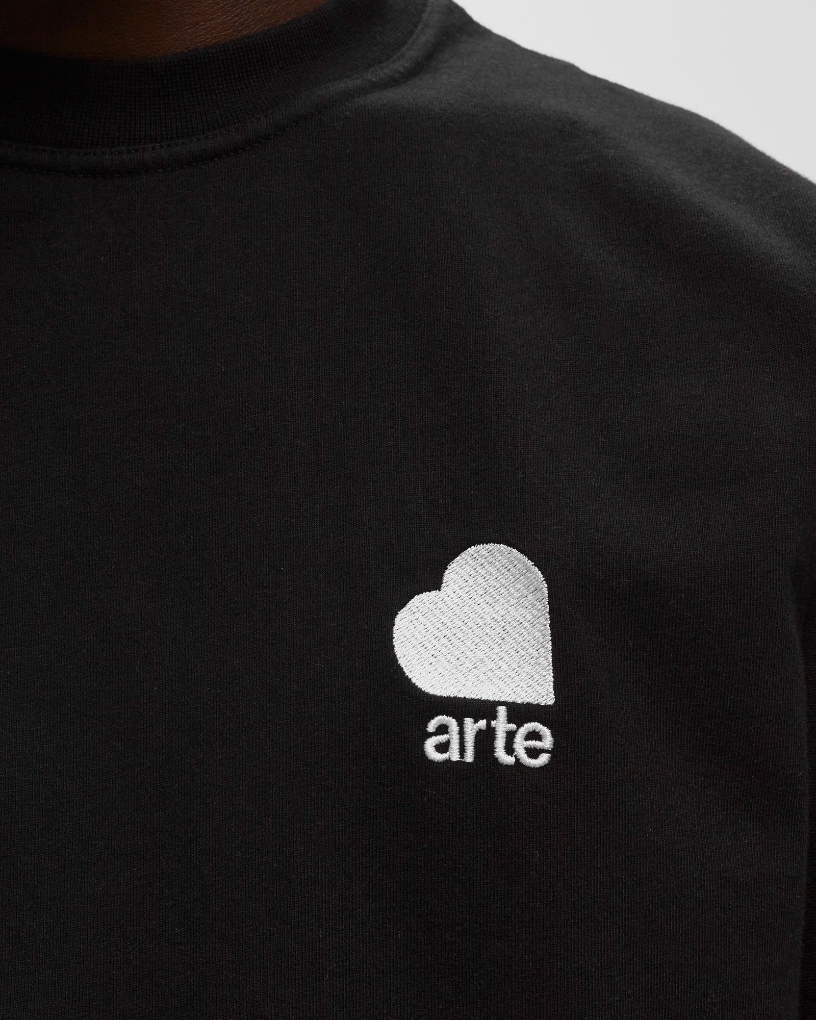 Chest Crooked Heart Logo T-shirt