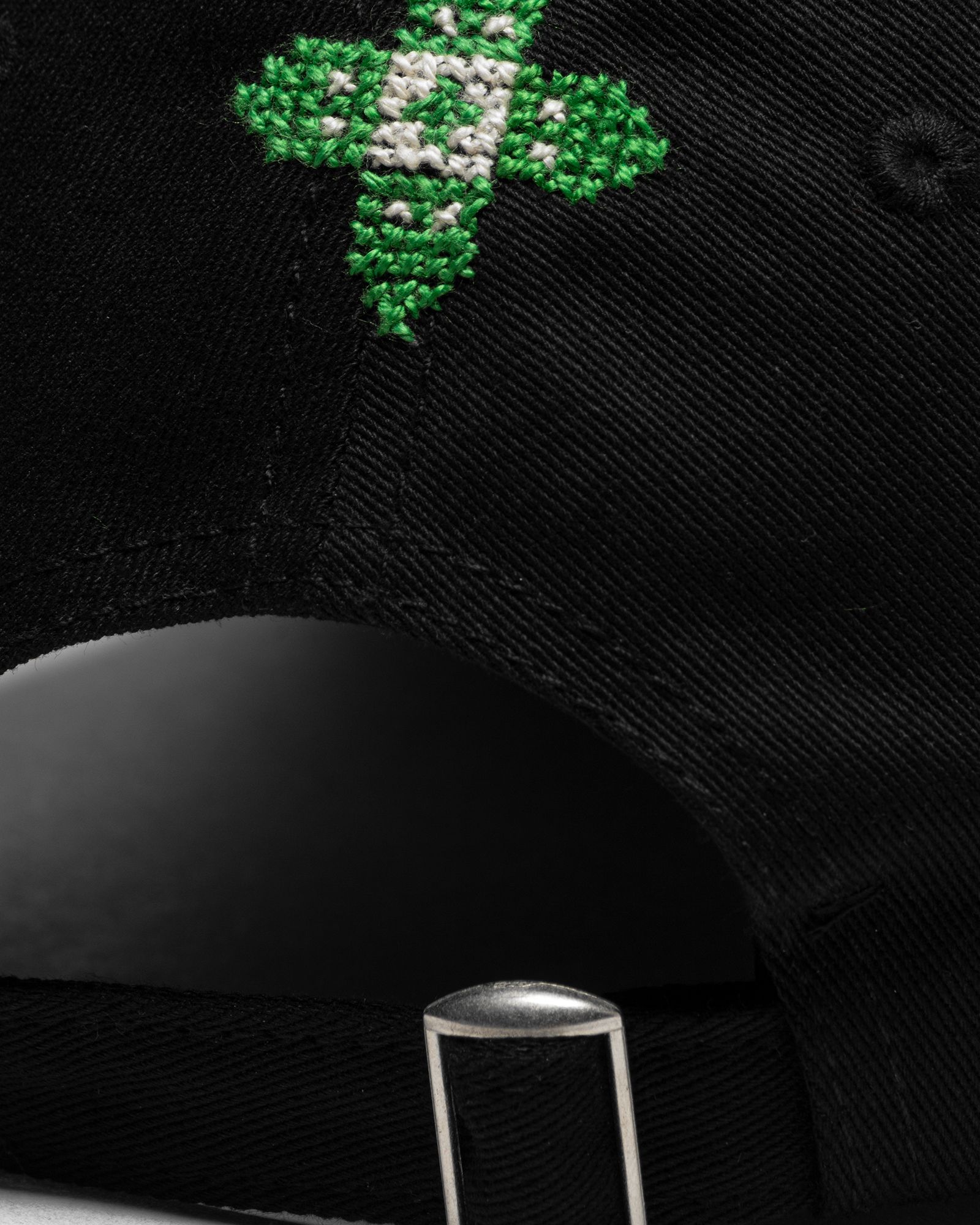 SAROU TATREEZ LOGO QURS CAP