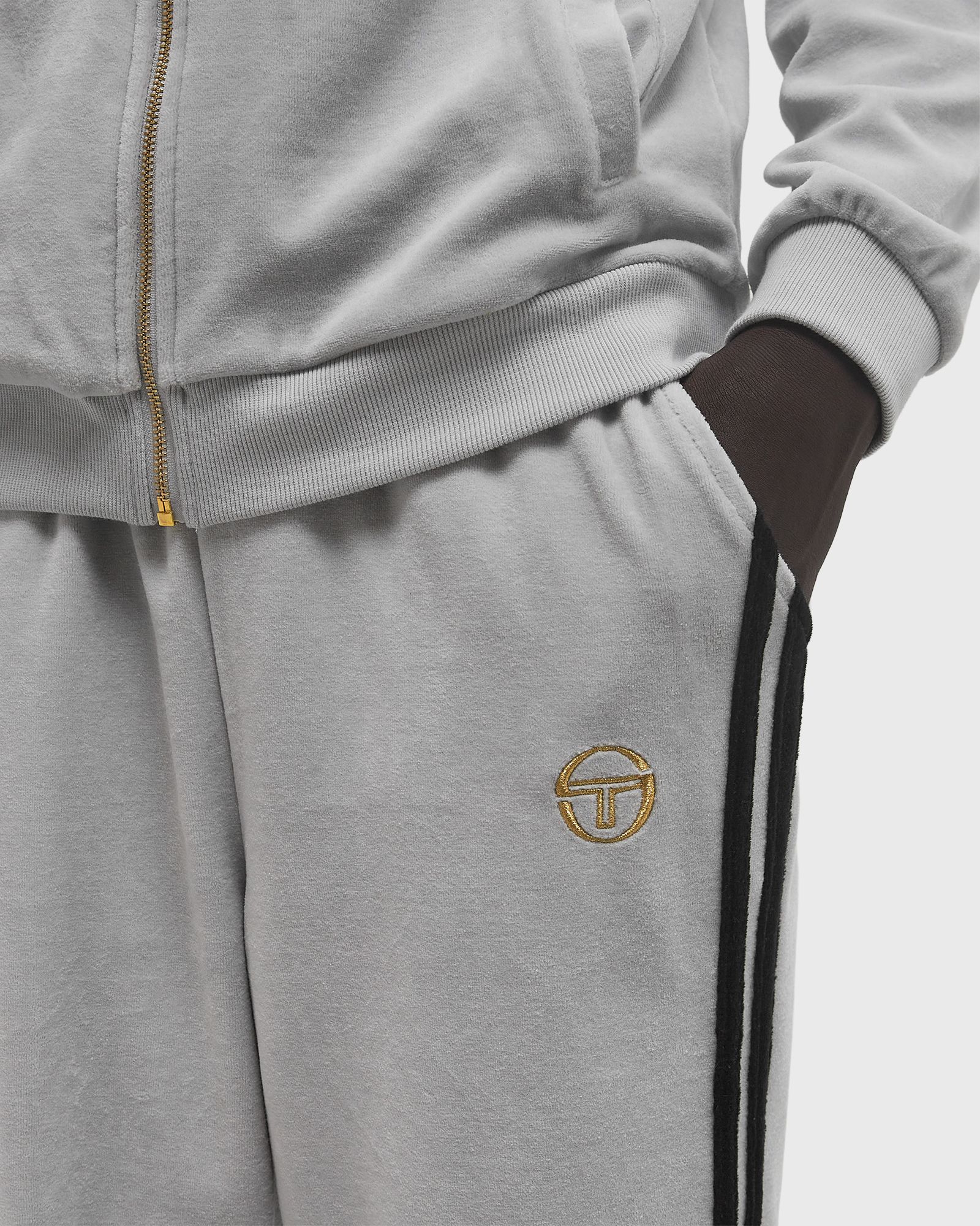 DAMARINDO VELOUR TRACKSUIT