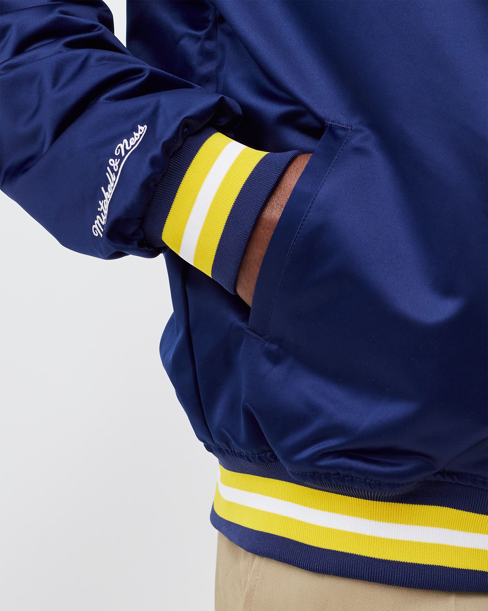 NCAA LIGHTWEIGHT SATIN JACKET UNIVERSITY OF MICHIGAN