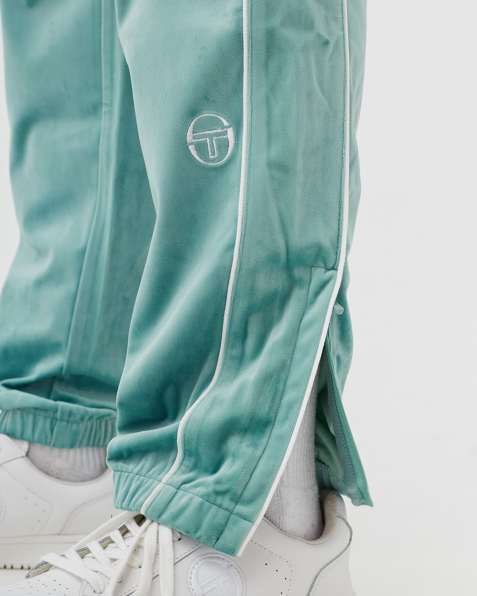 SOVANA VELOUR TRACKSUIT