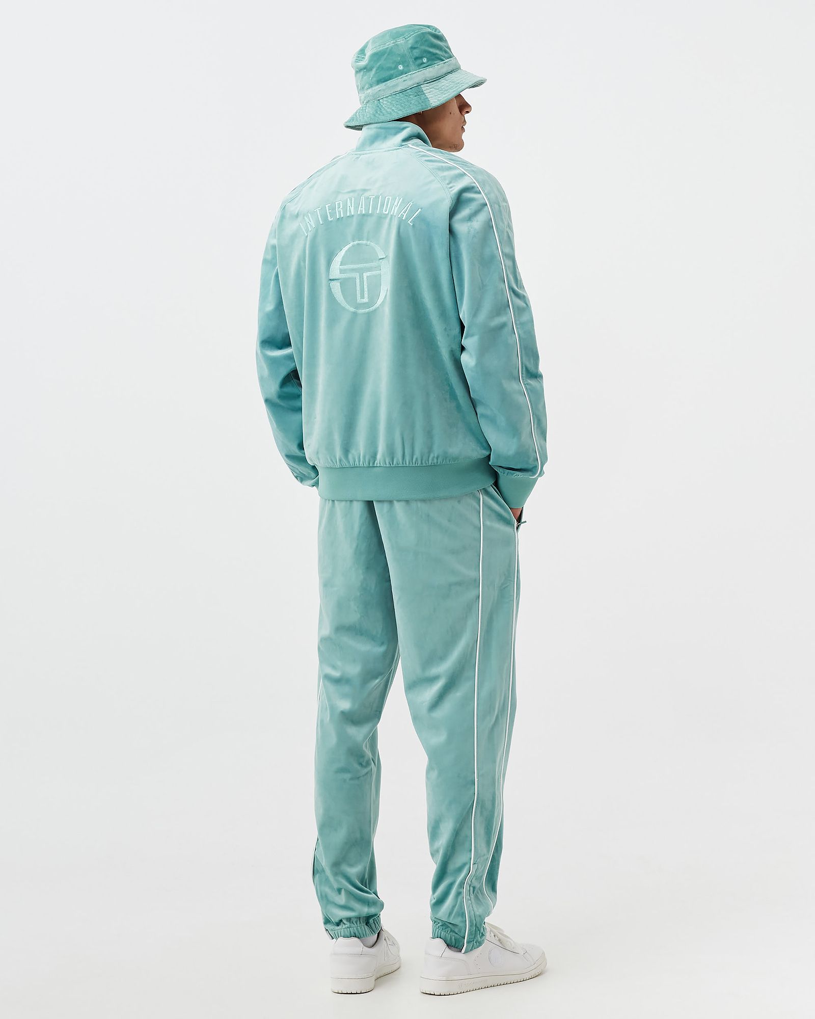 SOVANA VELOUR TRACKSUIT