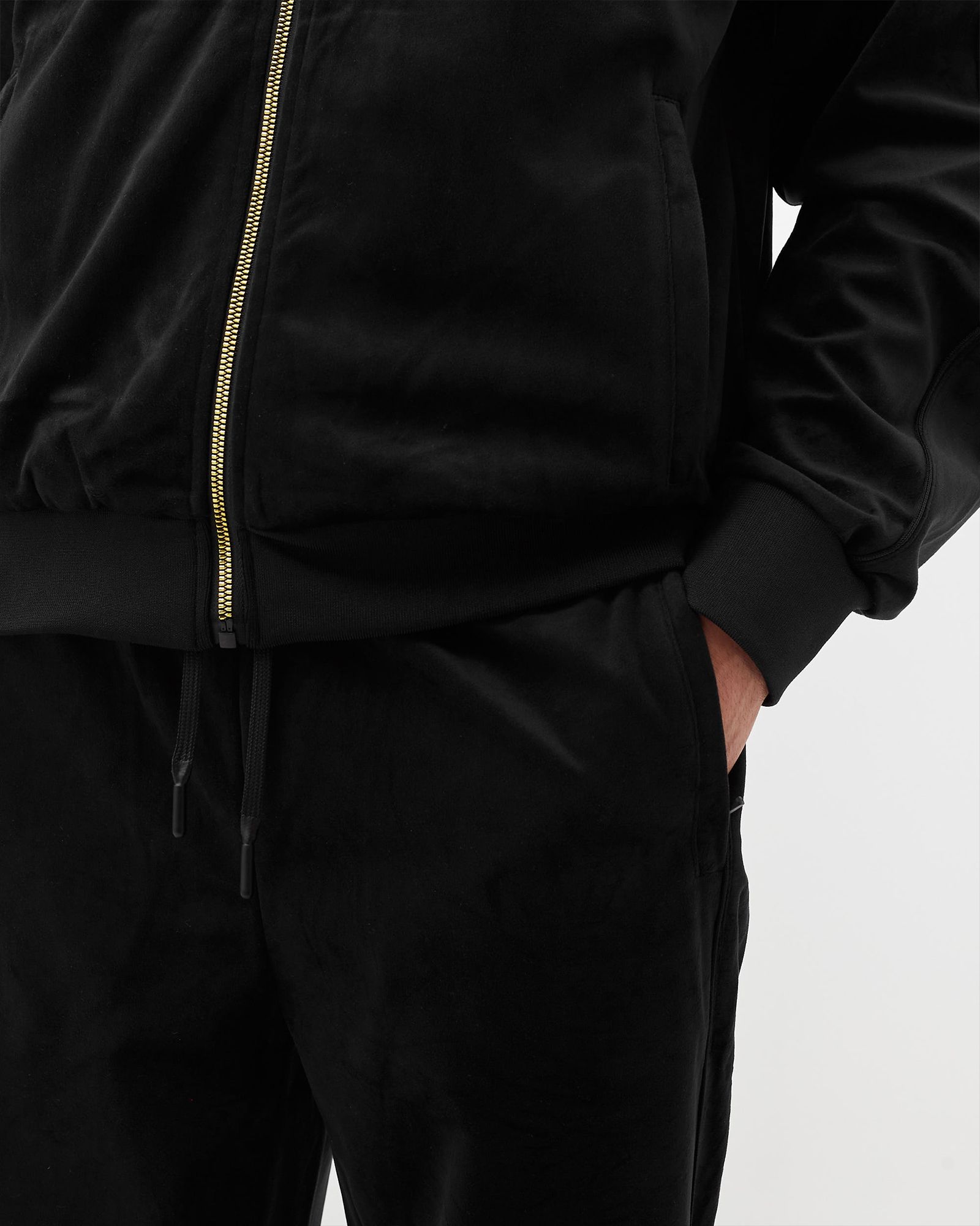 SOVANA VELOUR TRACKSUIT
